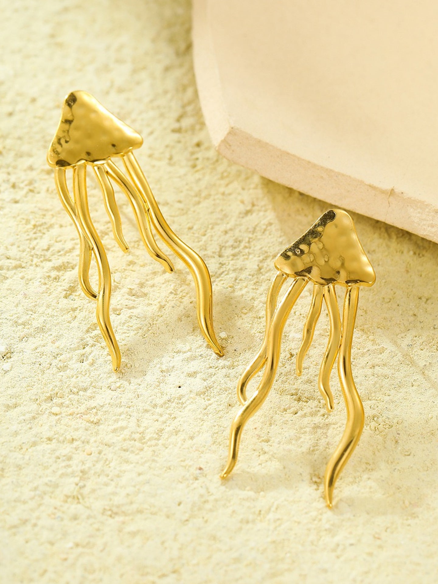 JELLYFISH EARRINGS