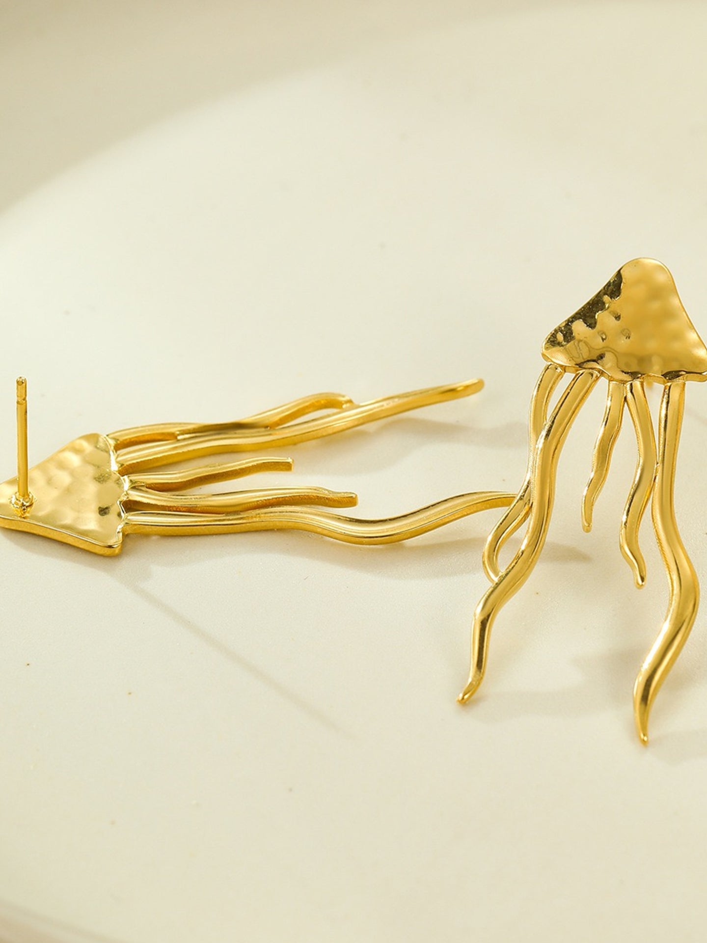 JELLYFISH EARRINGS