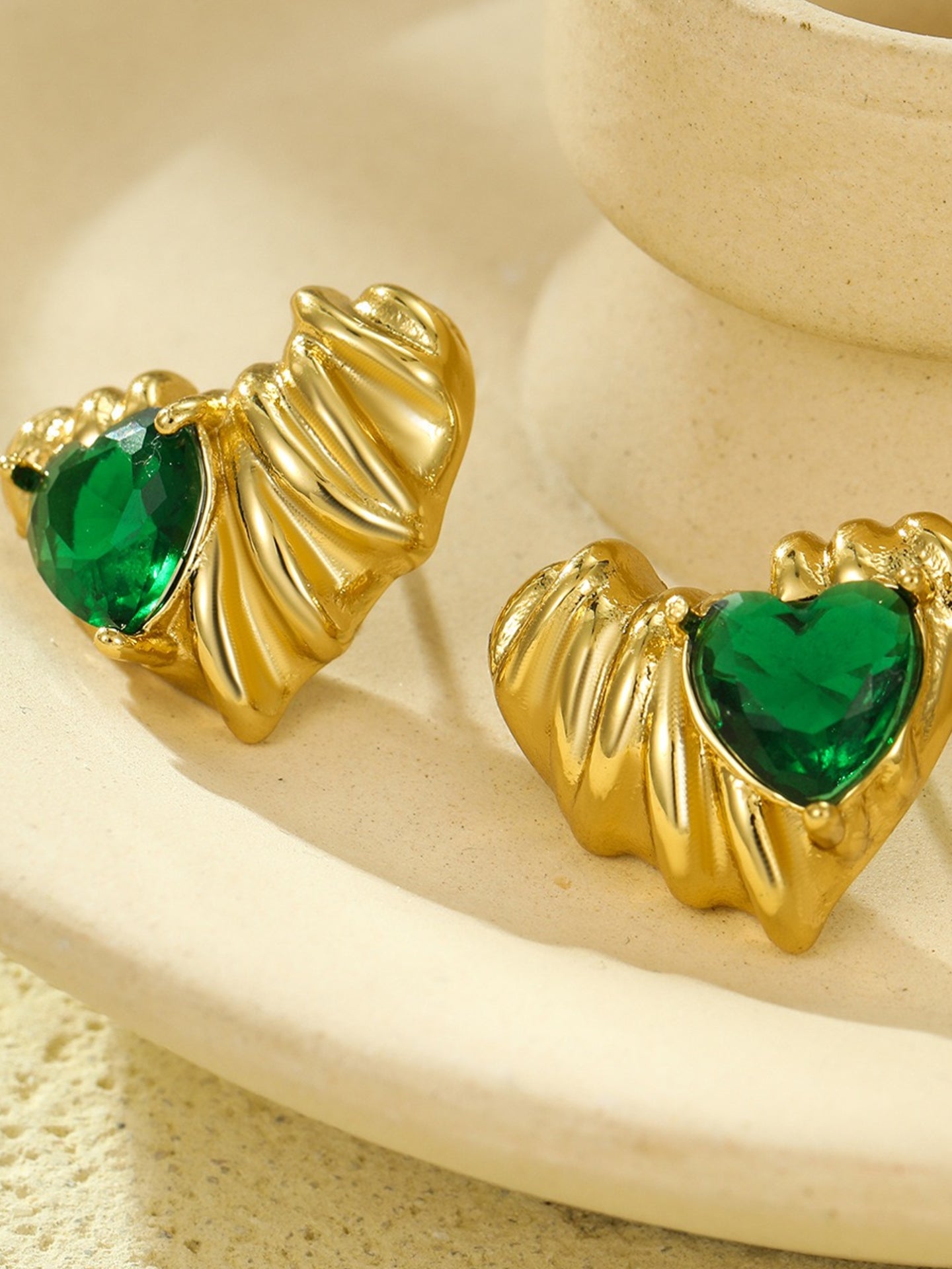 ZIRCON HEART EARRINGS