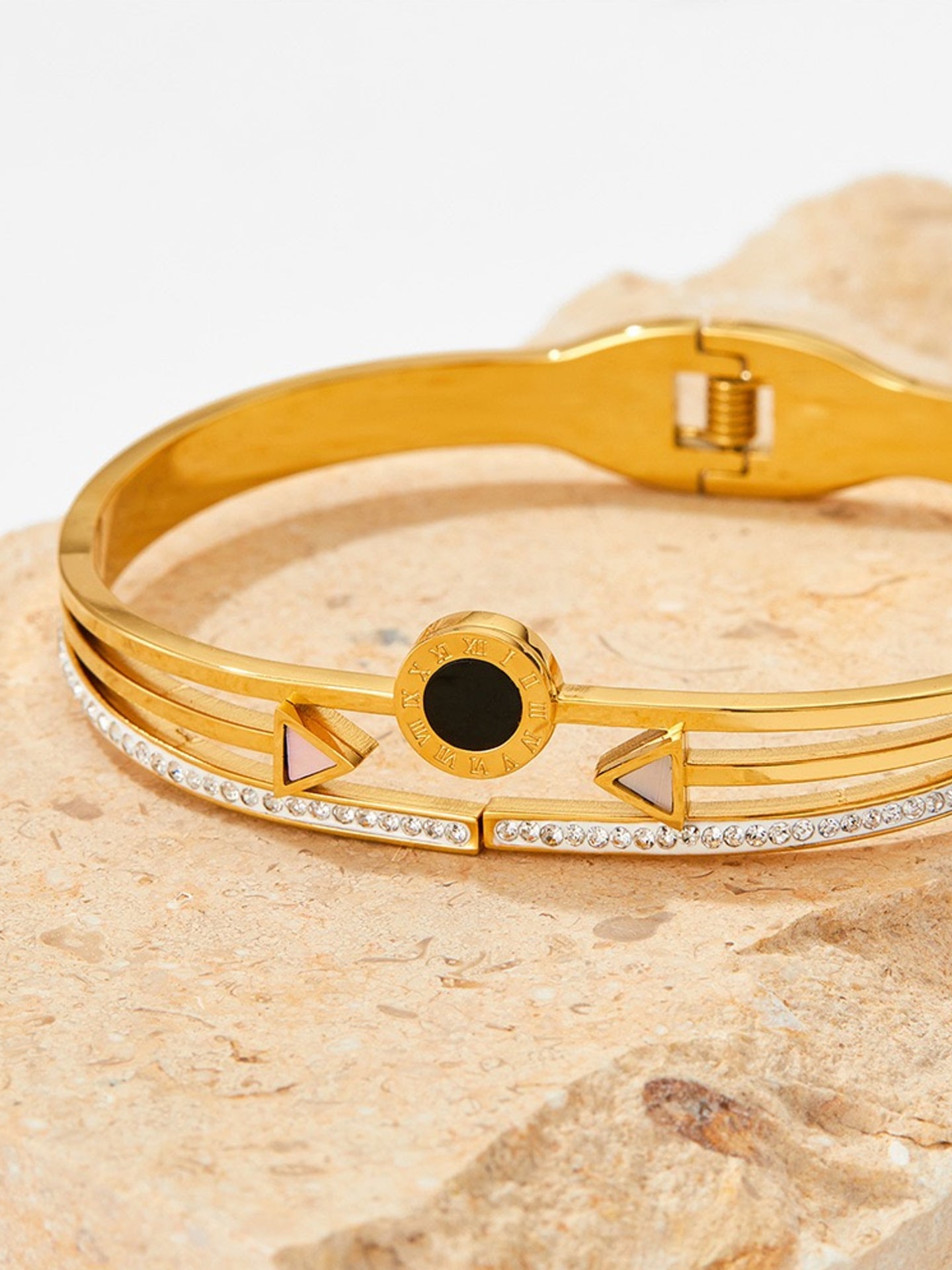 ROMAN NUMERAL BRACELET