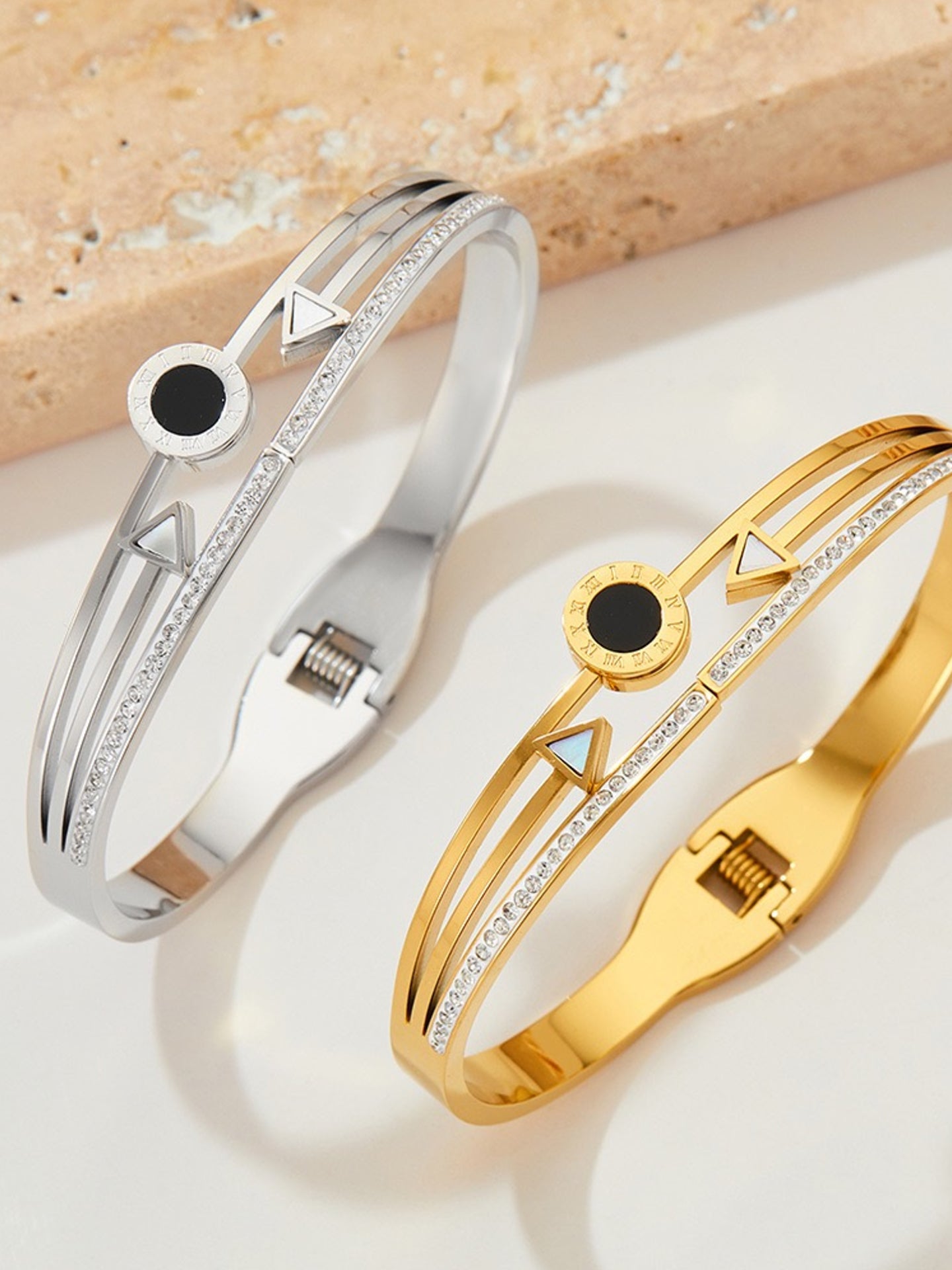 ROMAN NUMERAL BRACELET