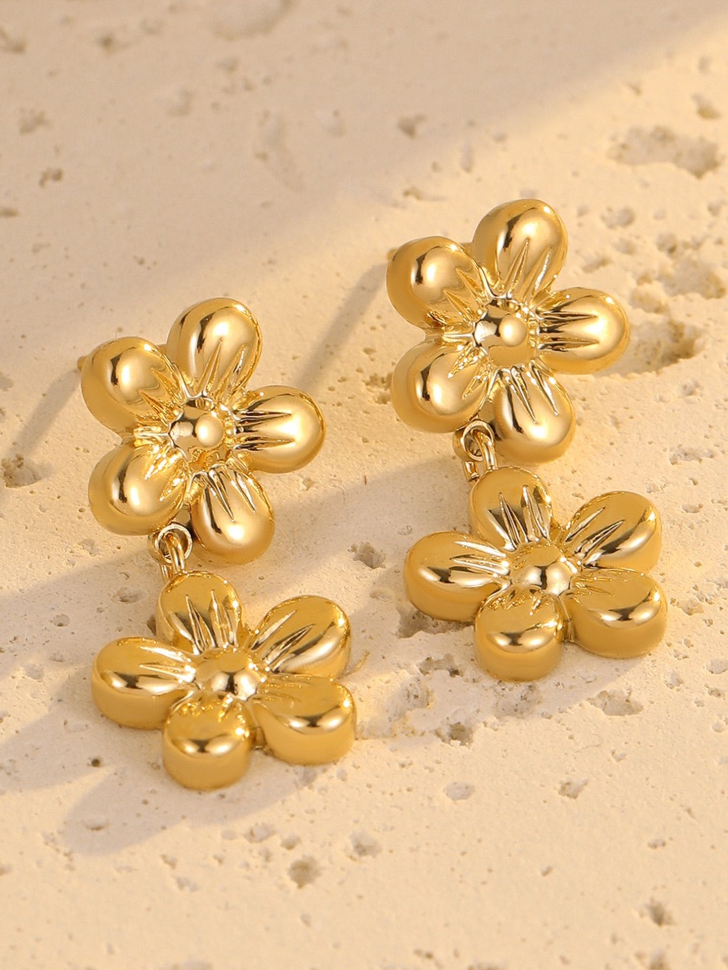 FLORAL FRINGE EARRINGS