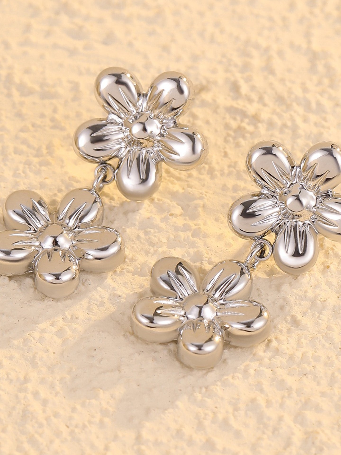 FLORAL FRINGE EARRINGS