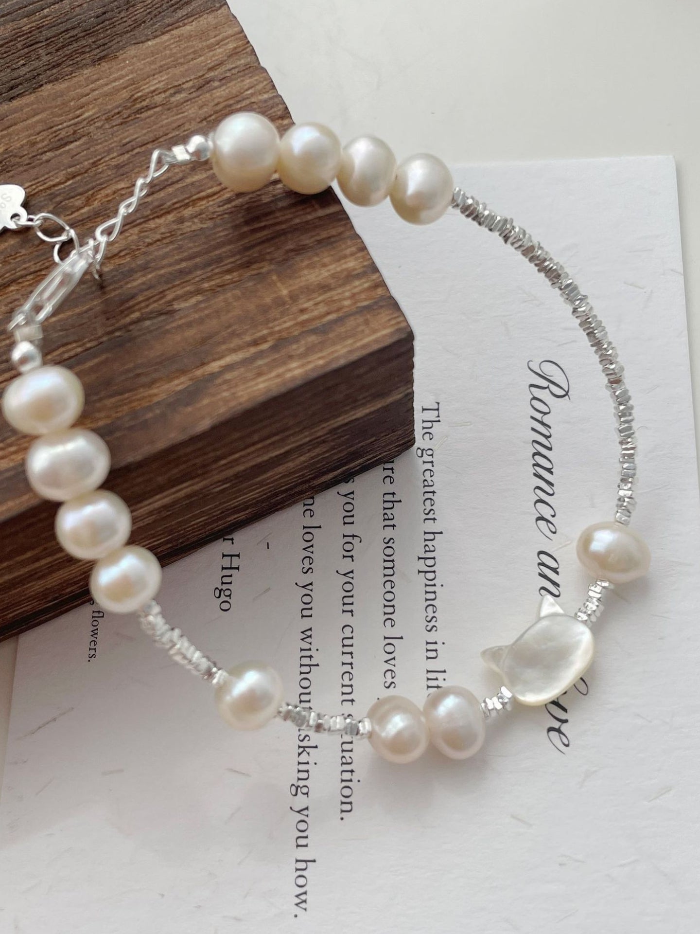 CAT PEARL BRACELET