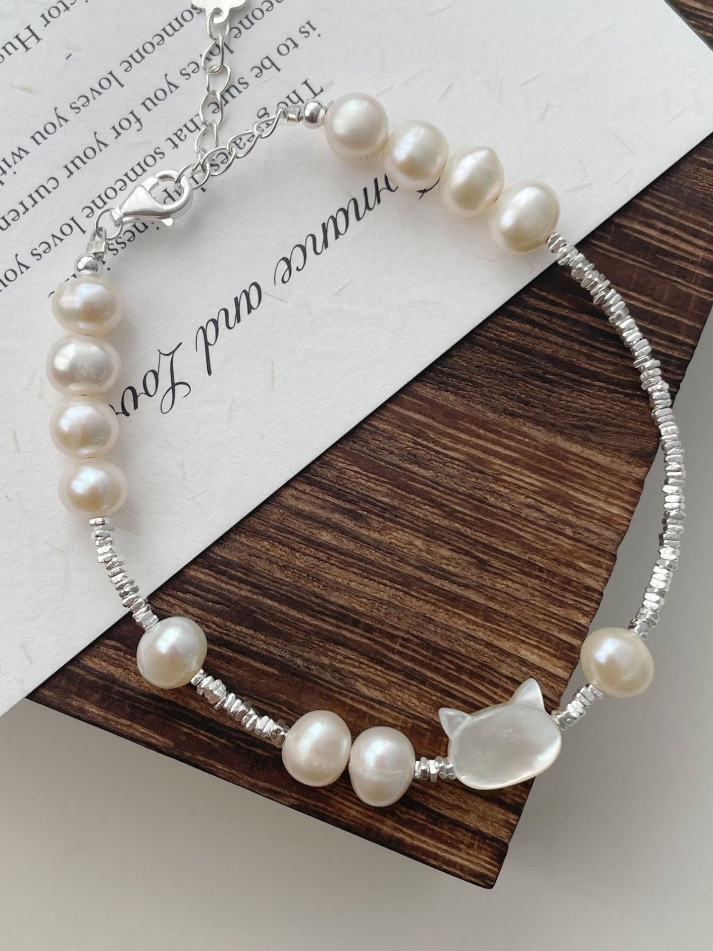 CAT PEARL BRACELET
