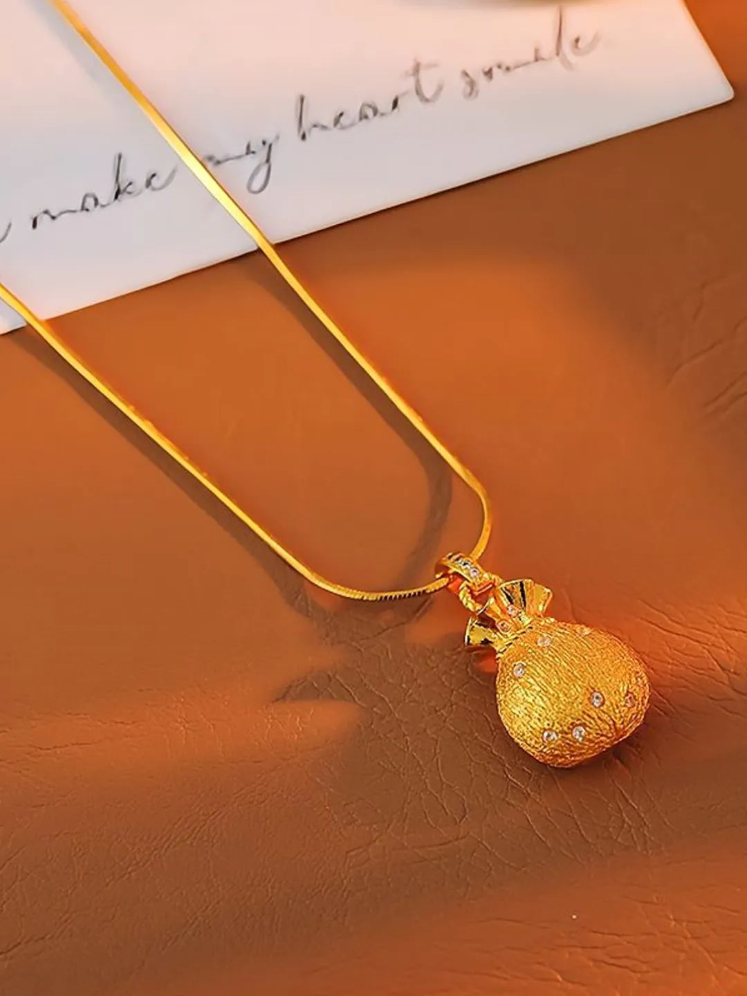 LUCKY BAG NECKLACE