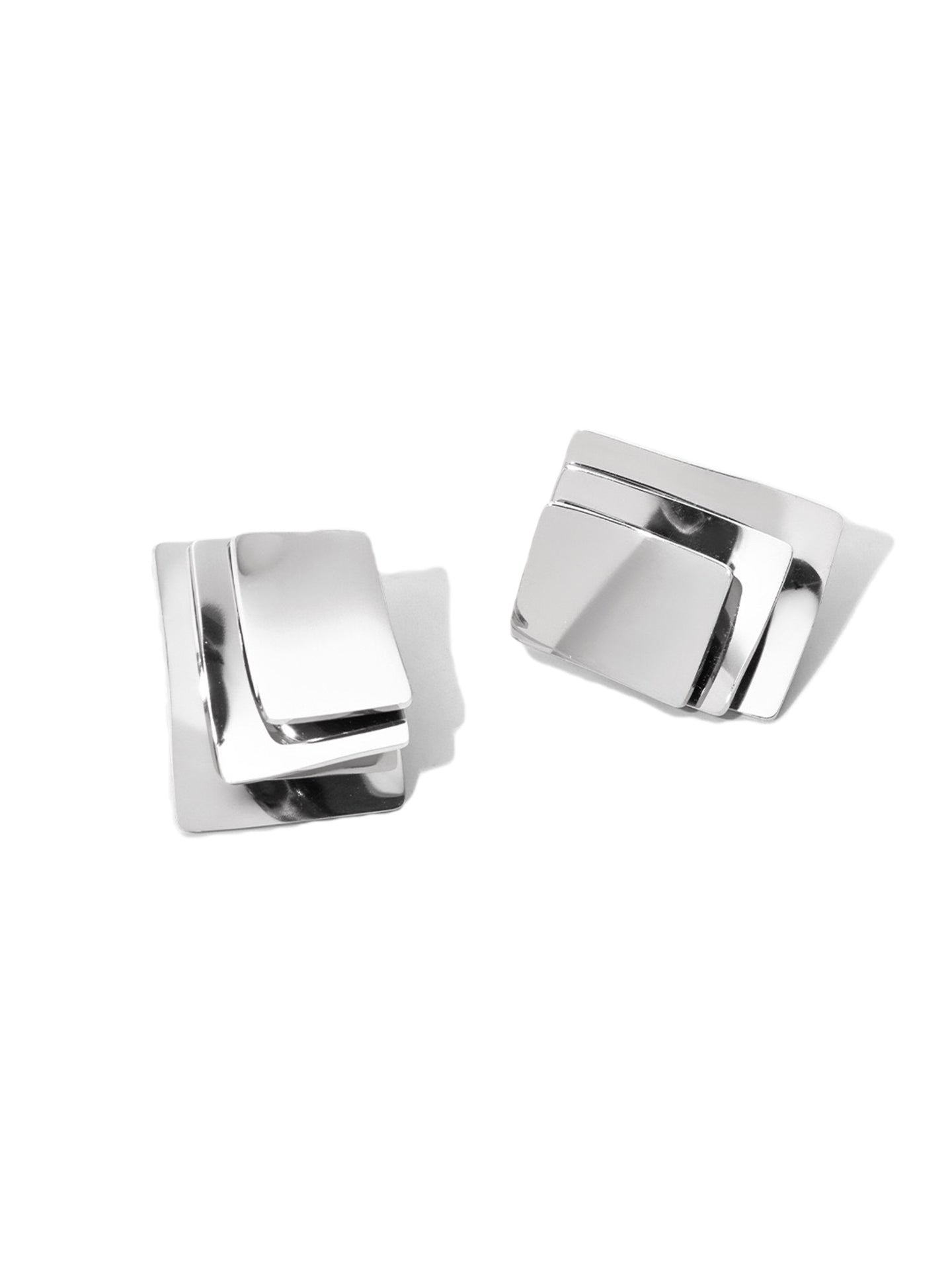 MINIMALIST EARRINGS