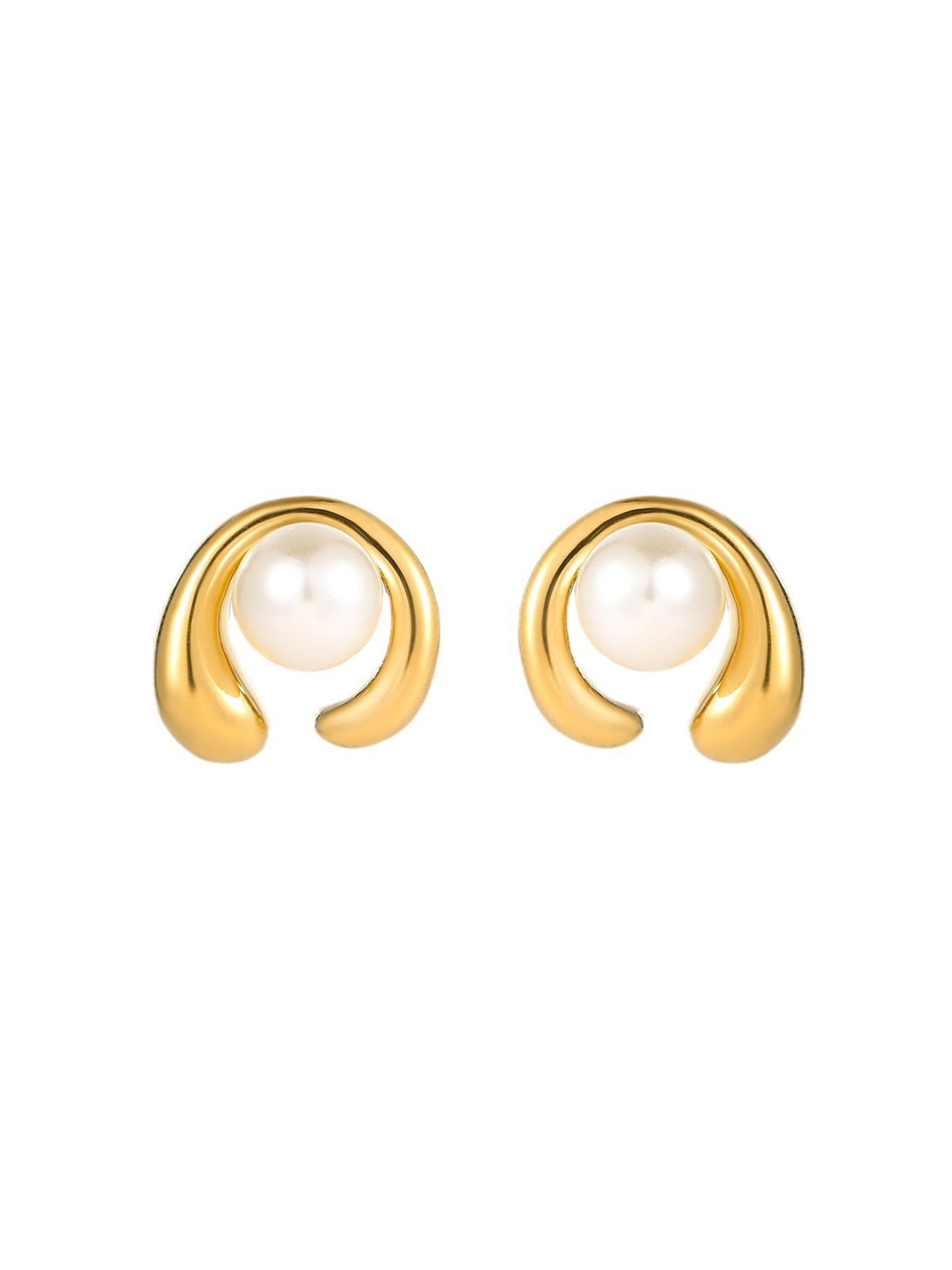 C-SHAPED SHELL PEARL EARRINGS