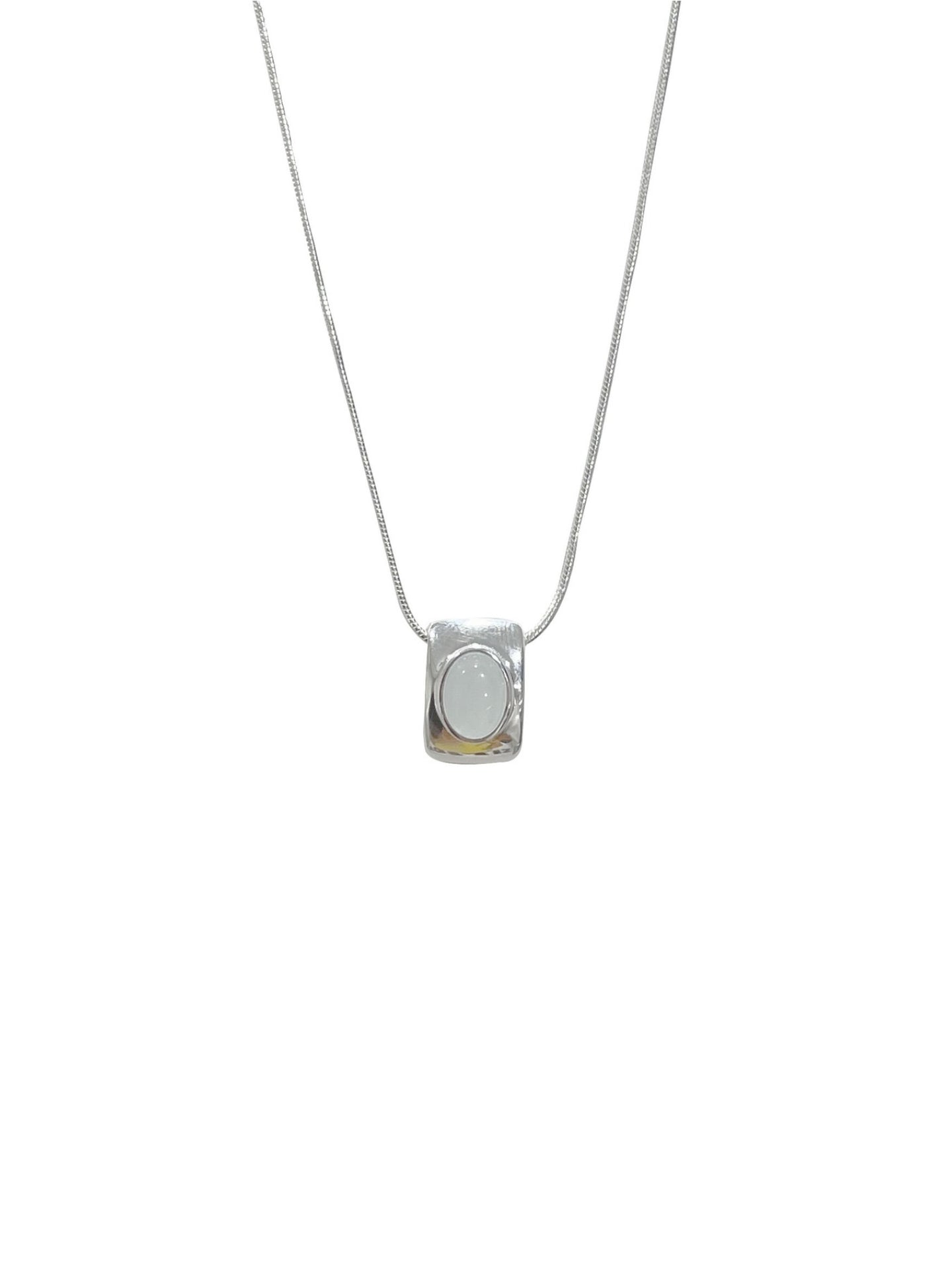 AQUAMARINE NECKLACE