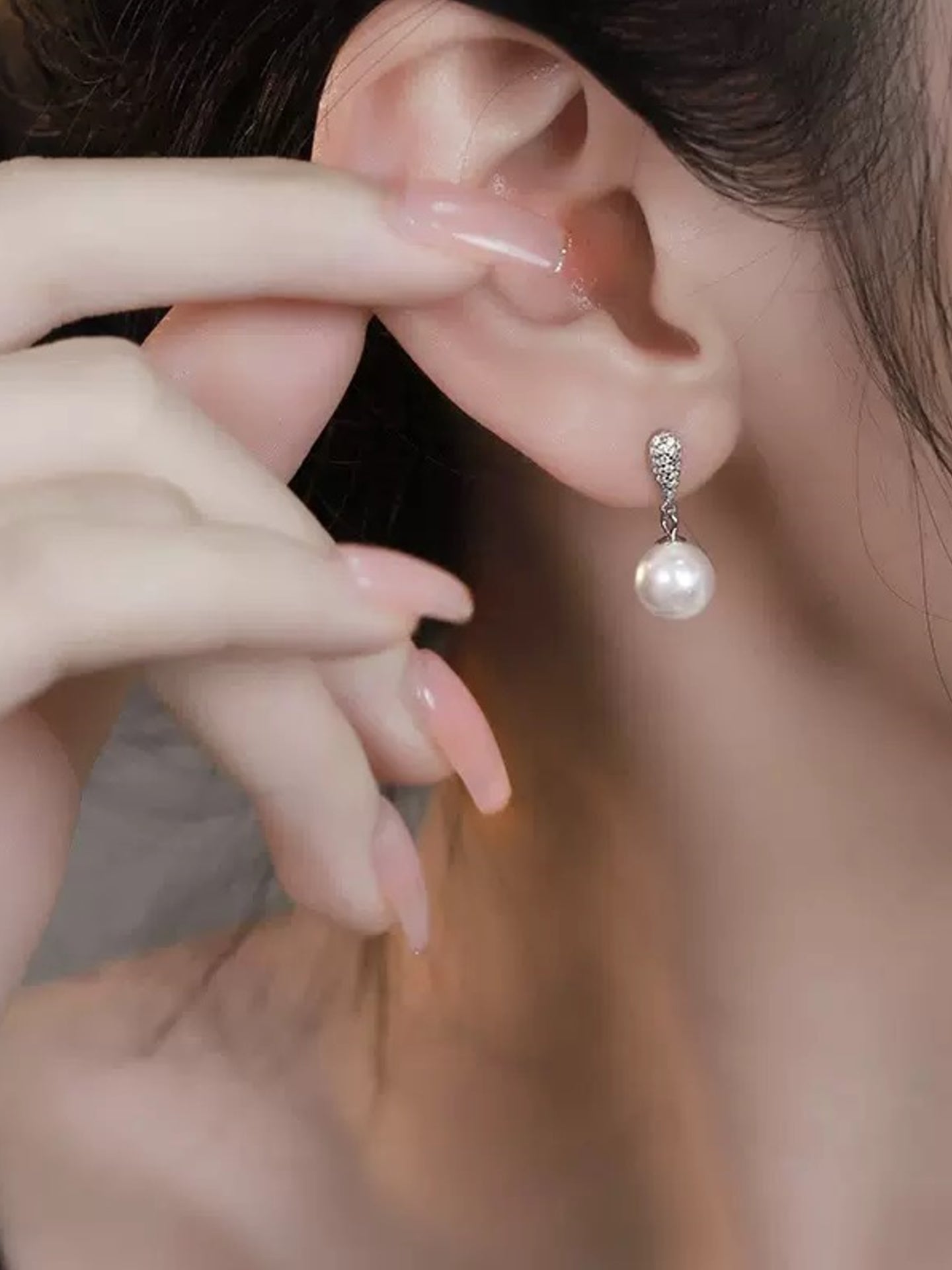 SHELL PEARL EARRINGS