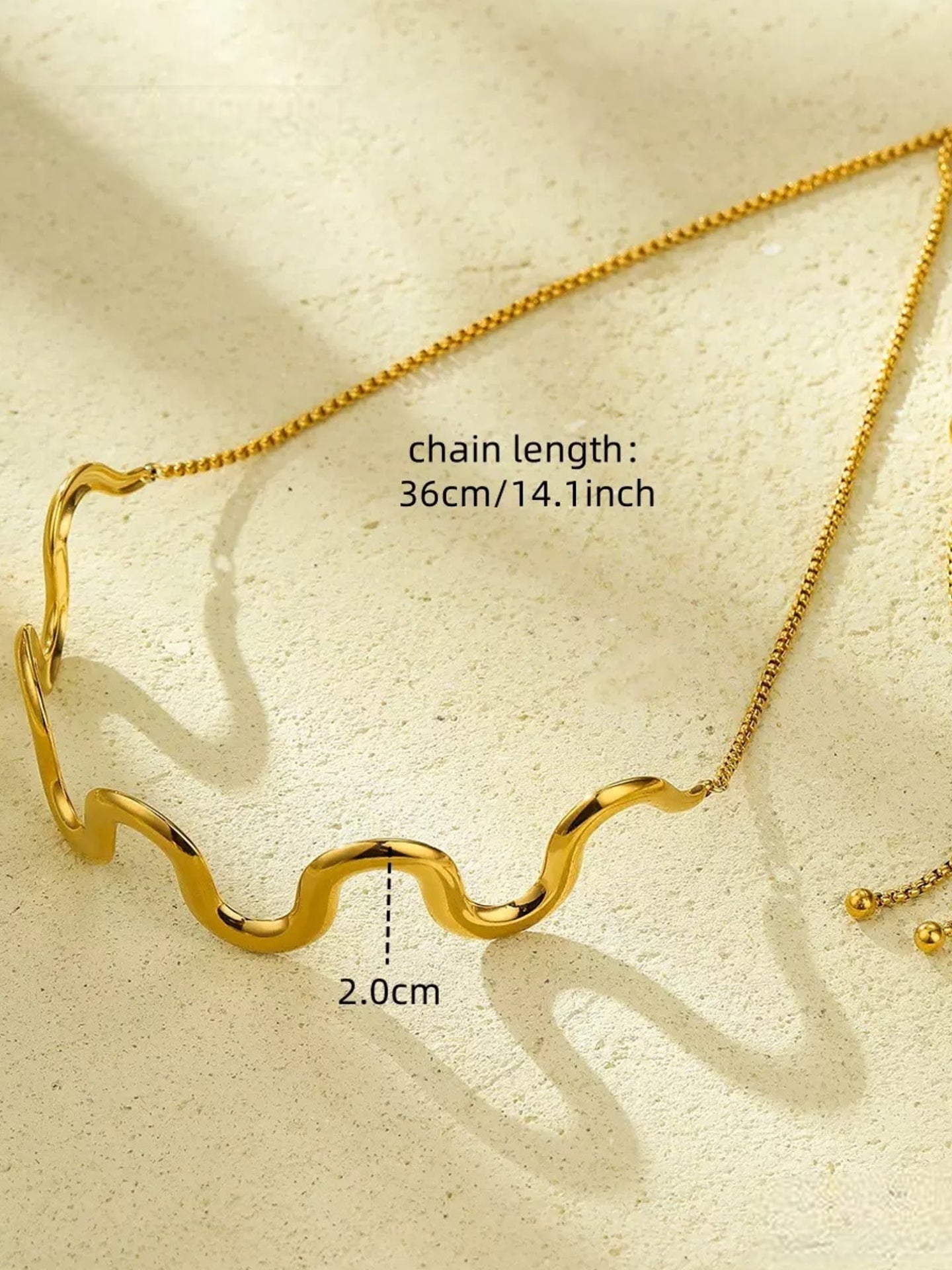 FRENCH WAVE NECKLACE