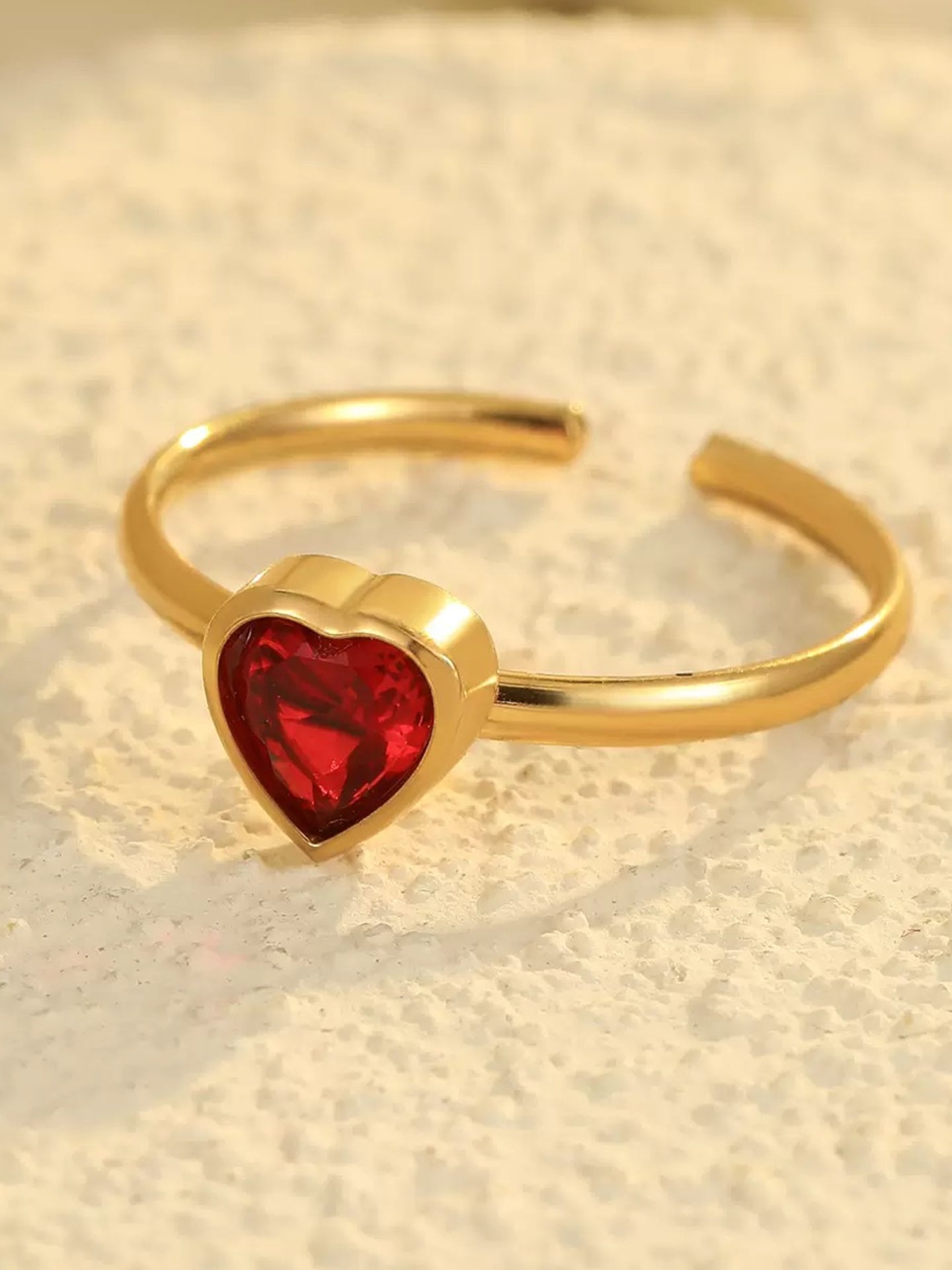 SWEET ZIRCON RING