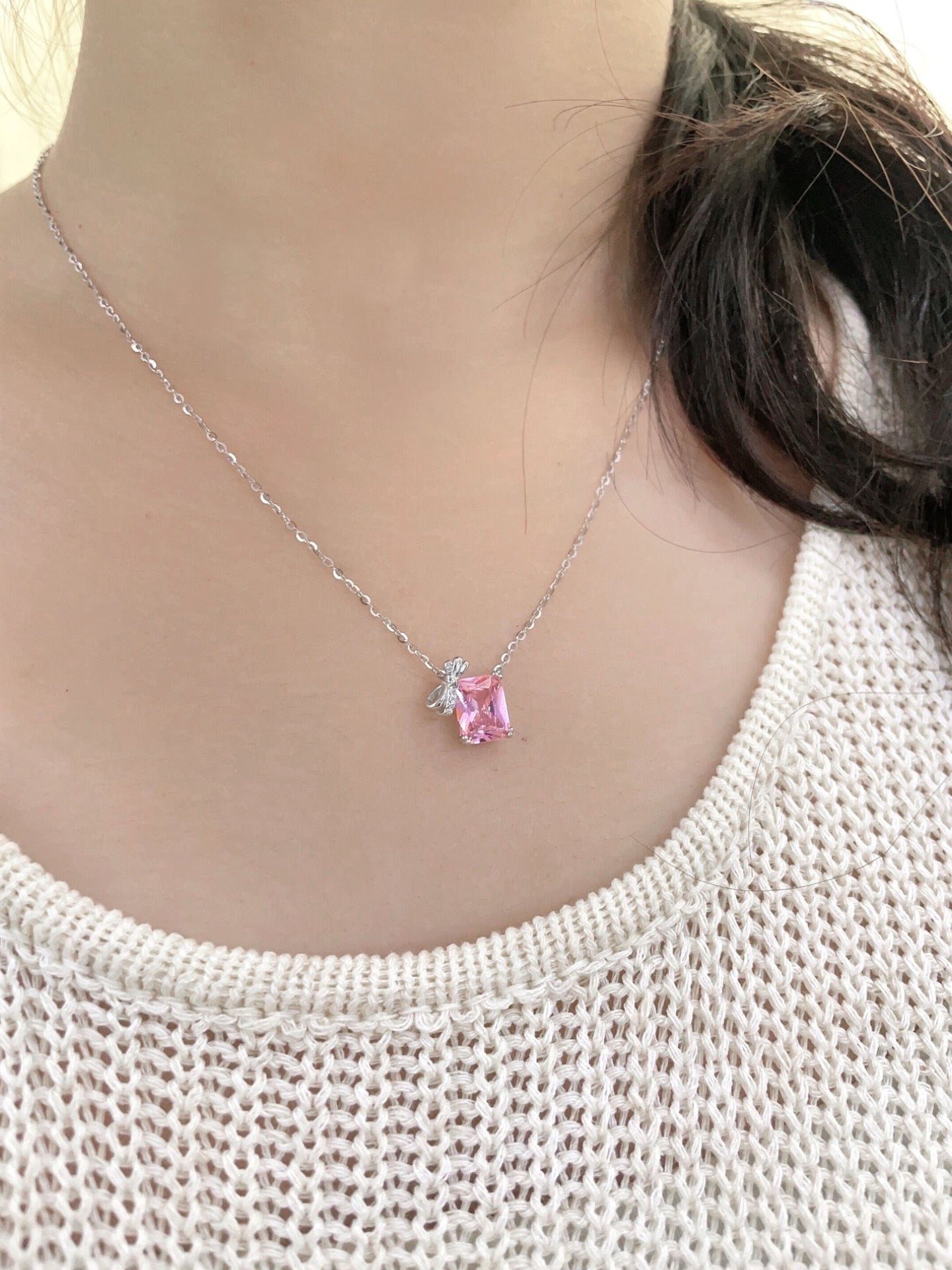 ZIRCON PENDANT NECKLACE