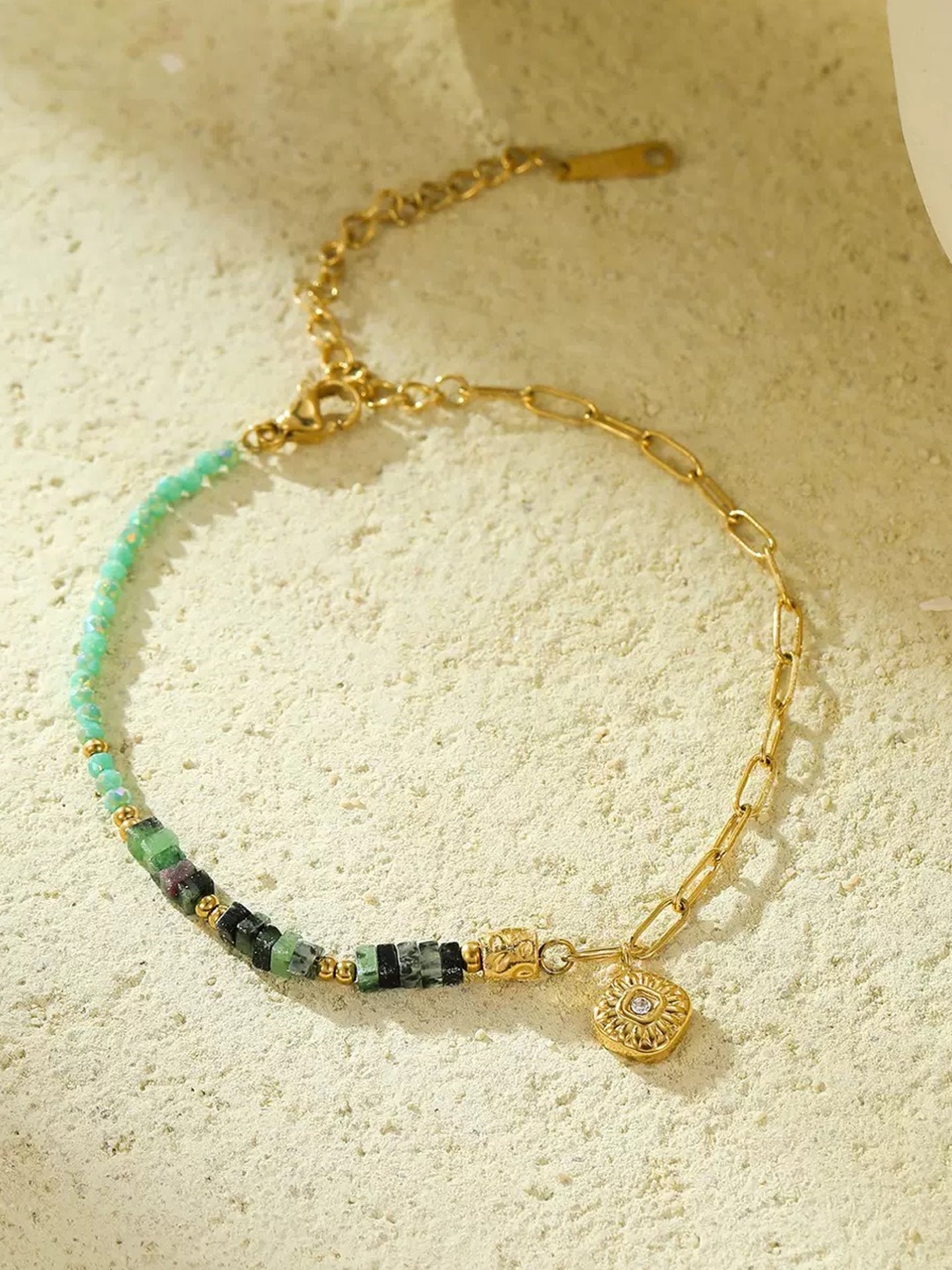 BEADED SWEET BRACELET