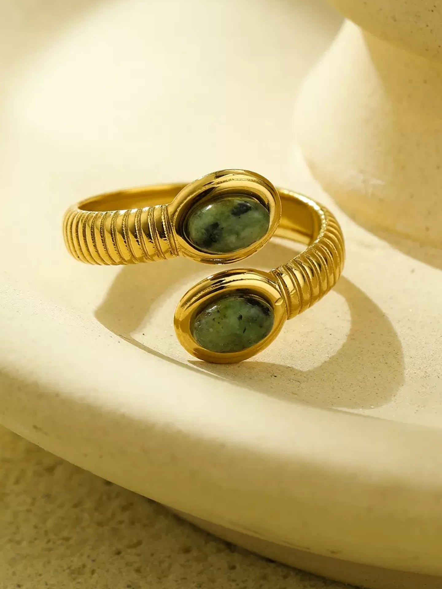 GEMSTONE SERPENT RING