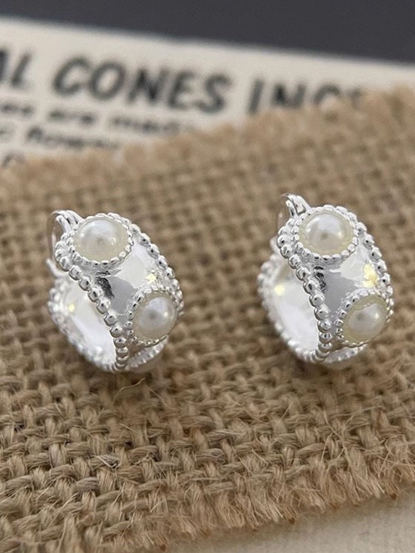 NATURAL PEARL ESSENCE