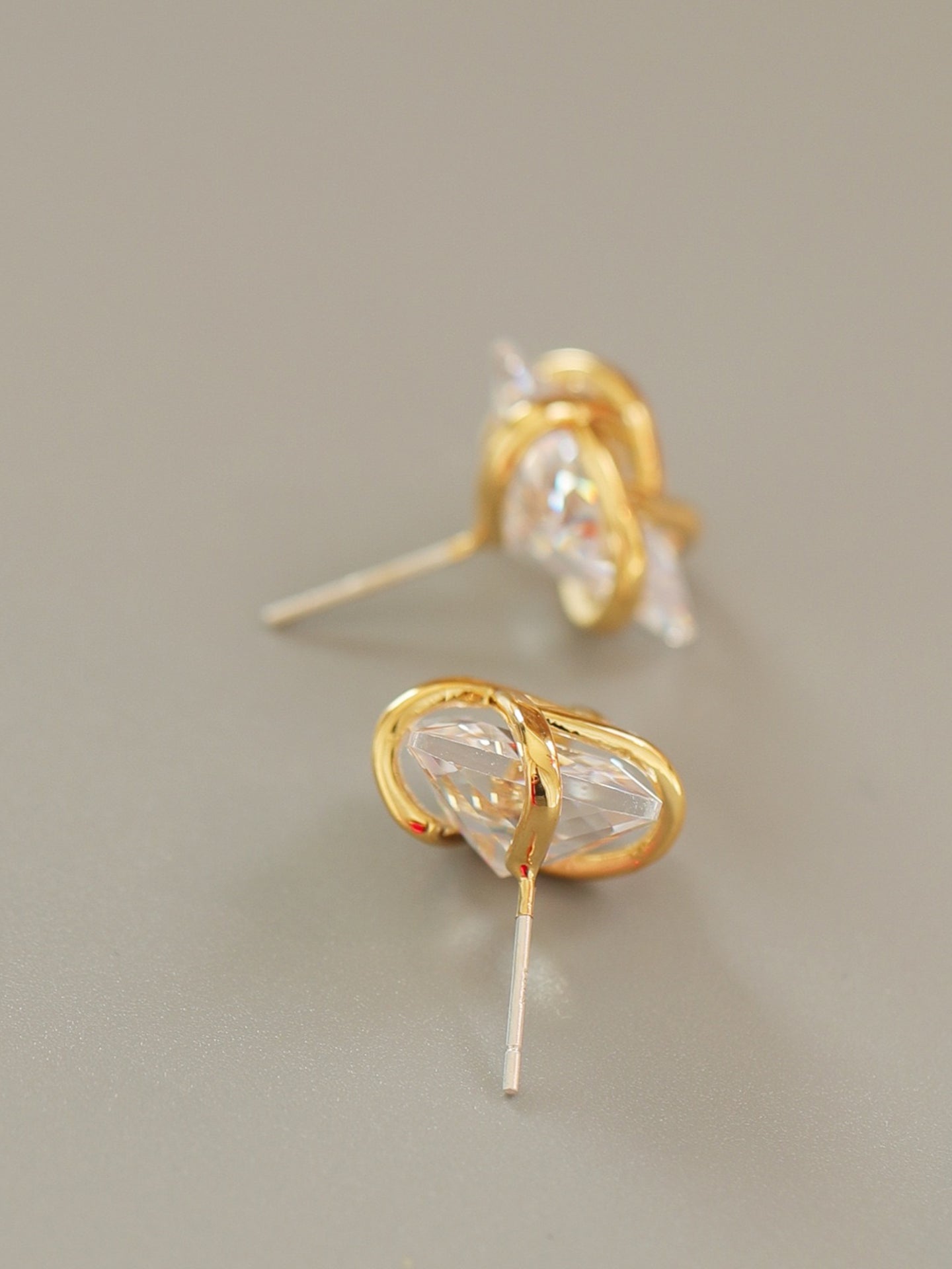 CUBIC ZIRCONIA STUD EARRINGS