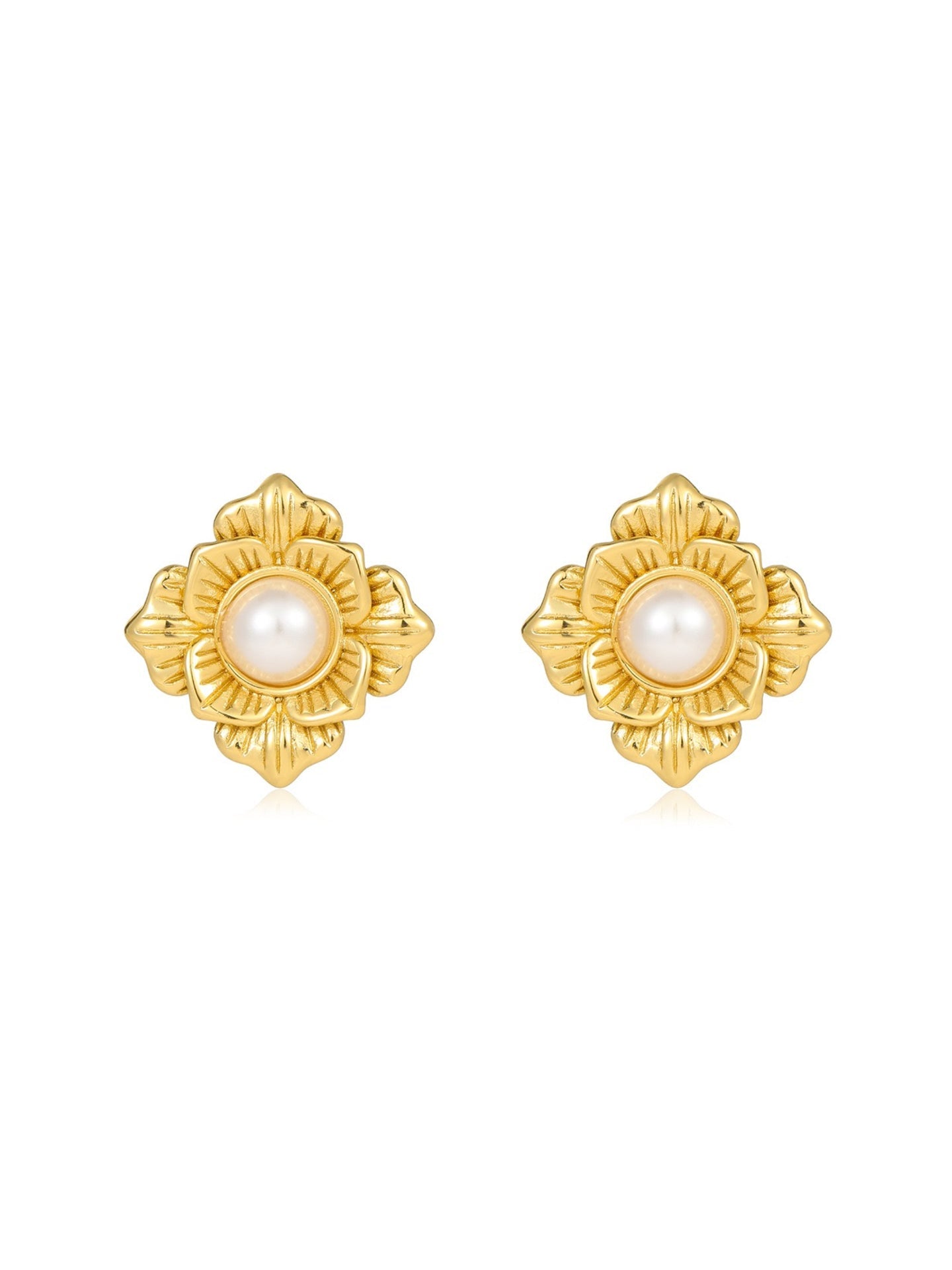 3D FLORAL PEARL EARRINGS