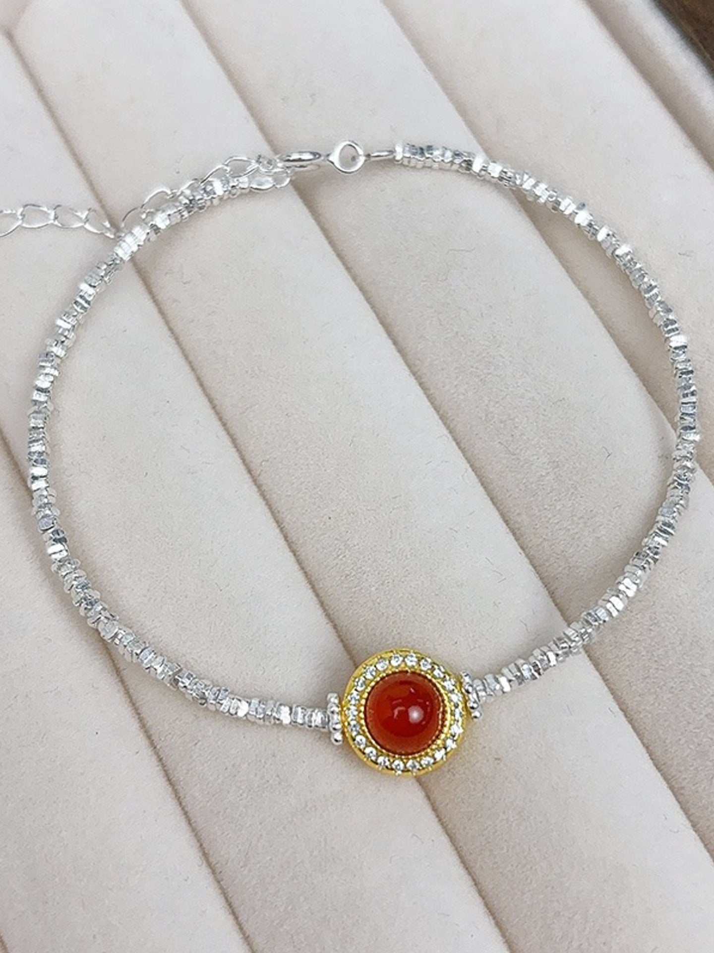 RED AGATE BRACELET