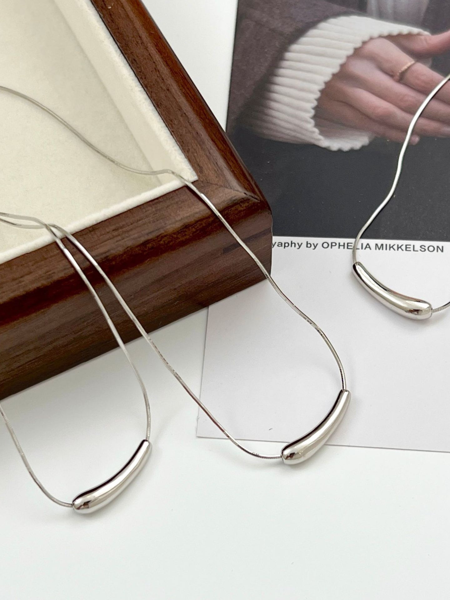 LITTLE EGGPLANT NECKLACE