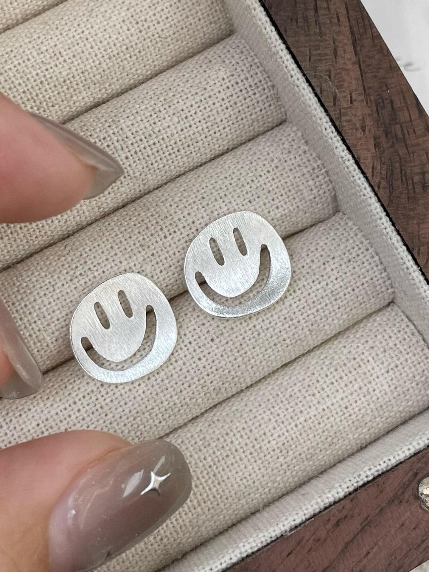 SMILEY FACE EARRINGS