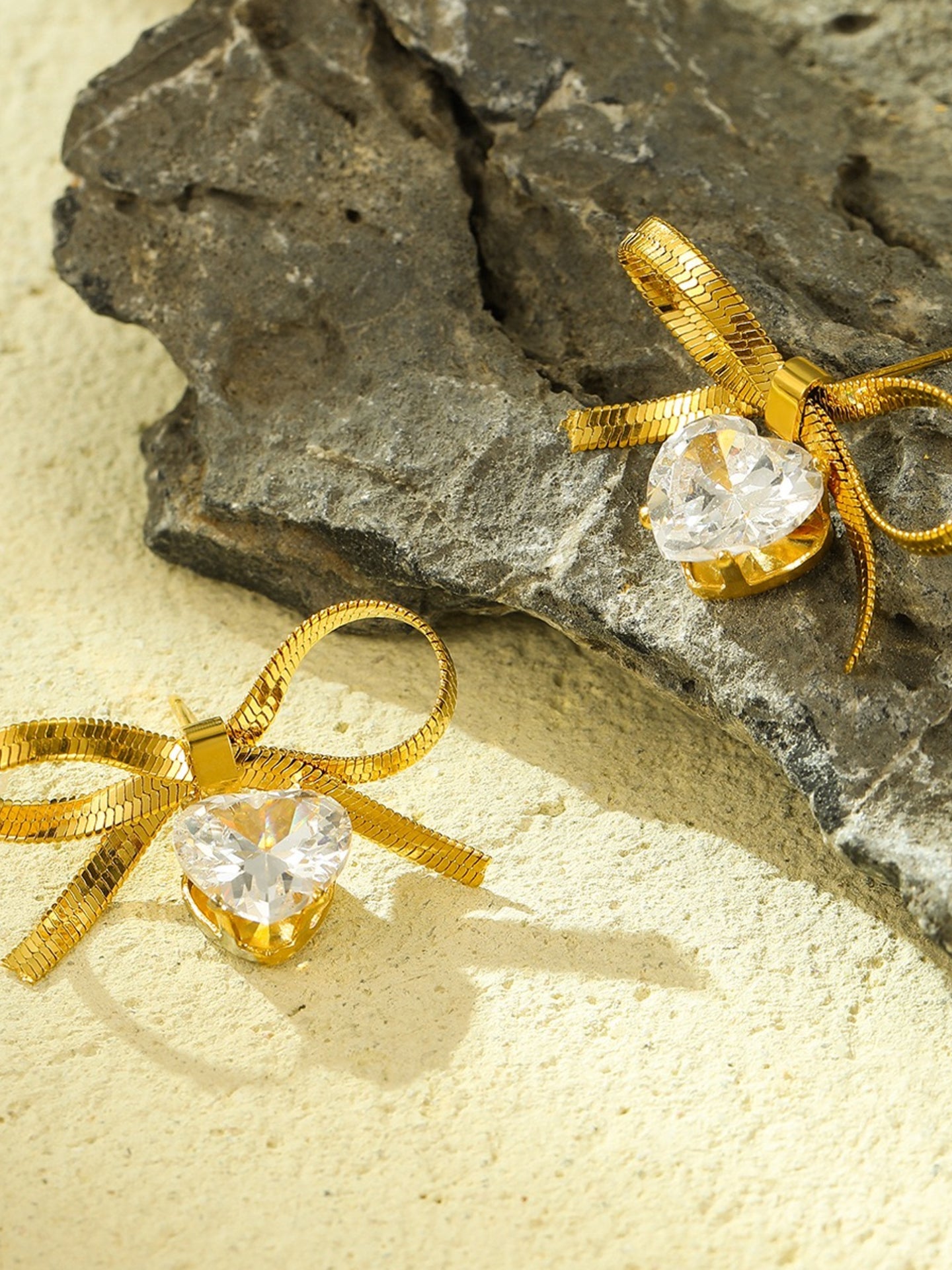 ZIRCON BOW EARRINGS
