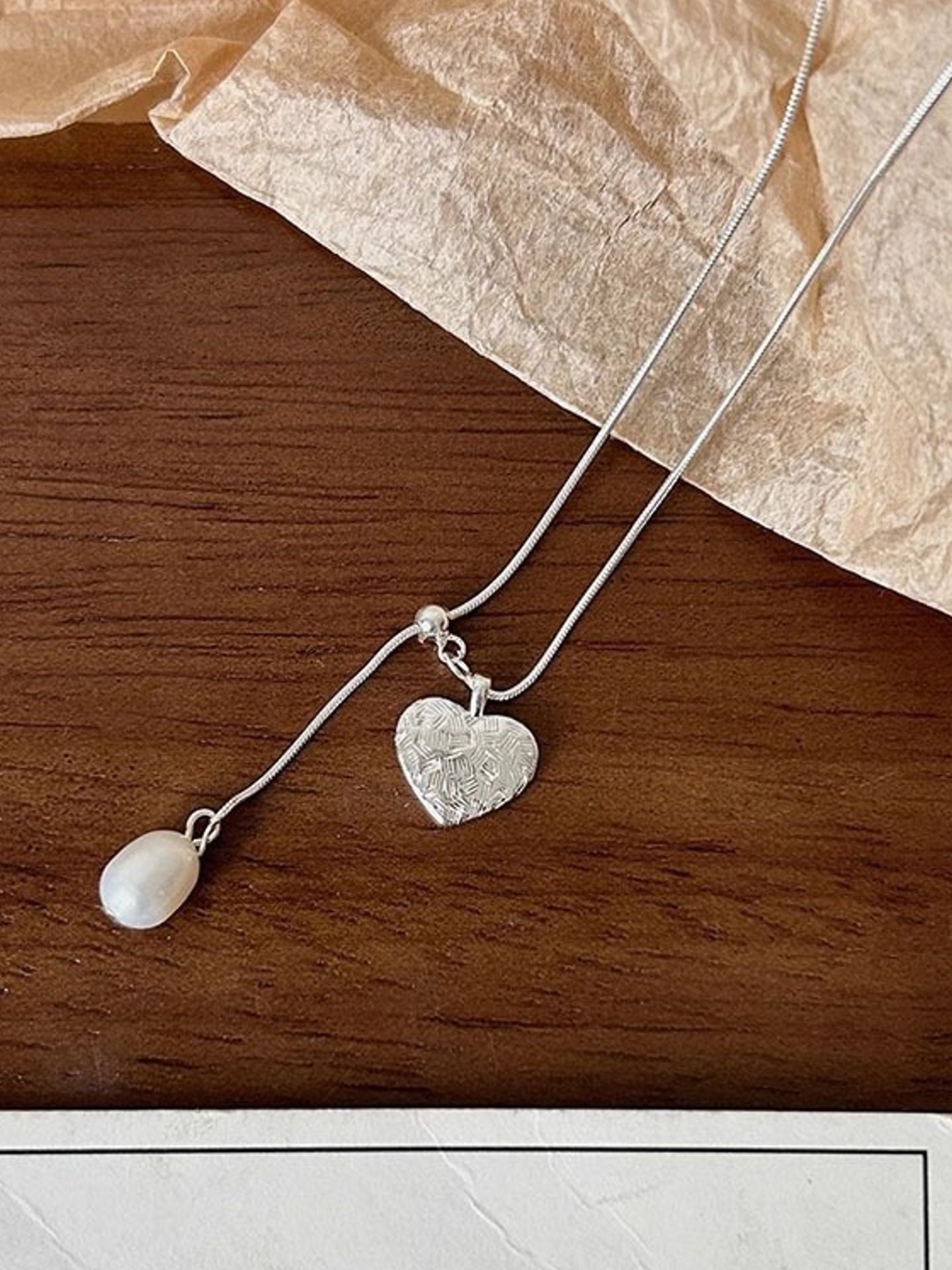 TEXTURED HEART FRINGE