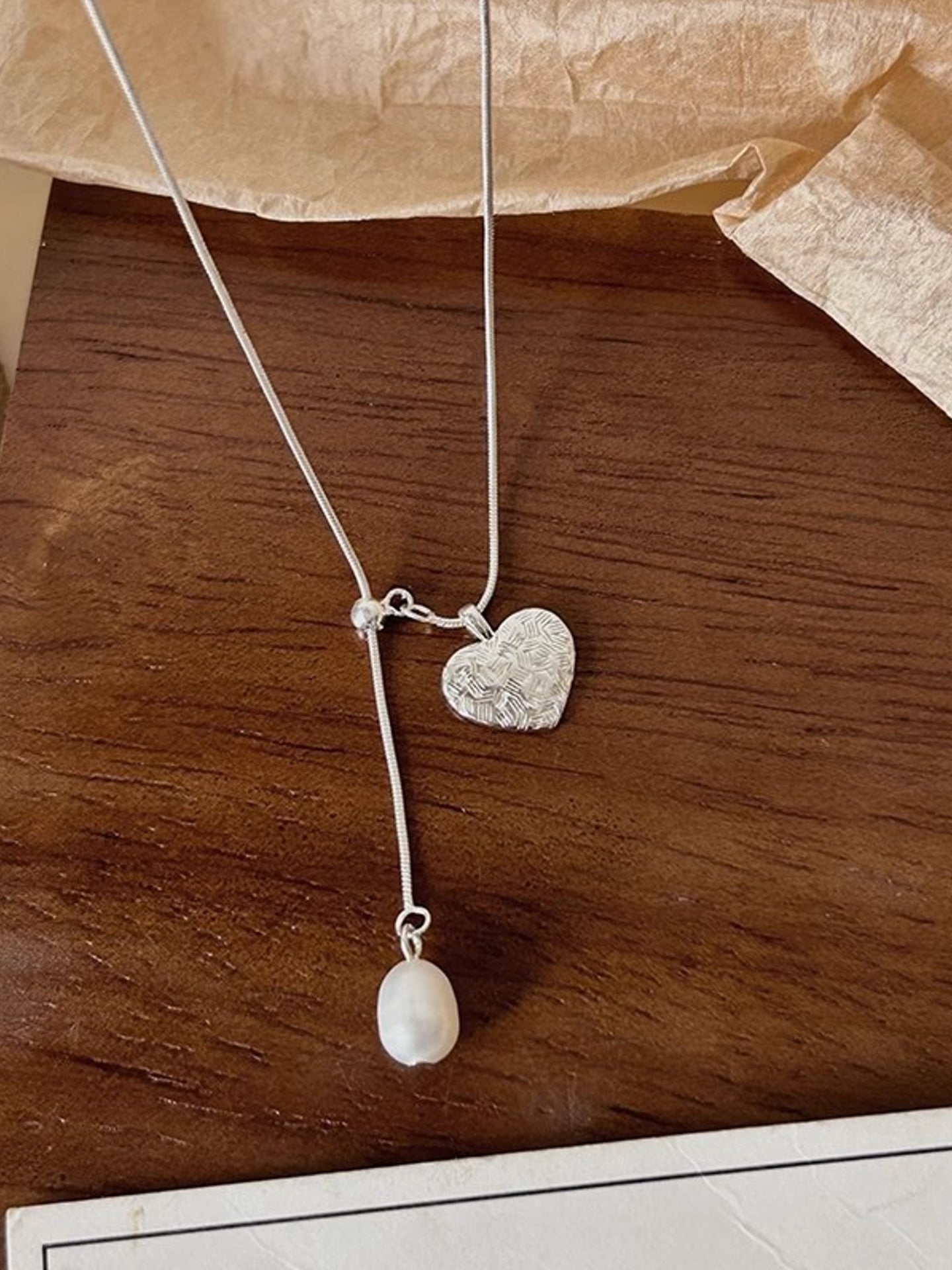 TEXTURED HEART FRINGE