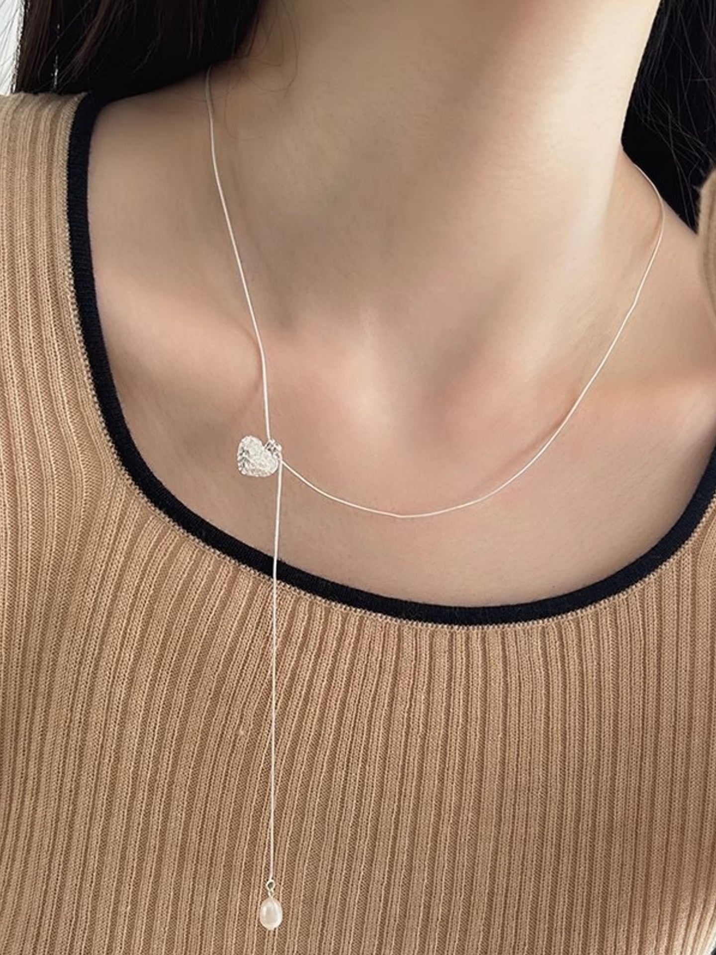 TEXTURED HEART FRINGE