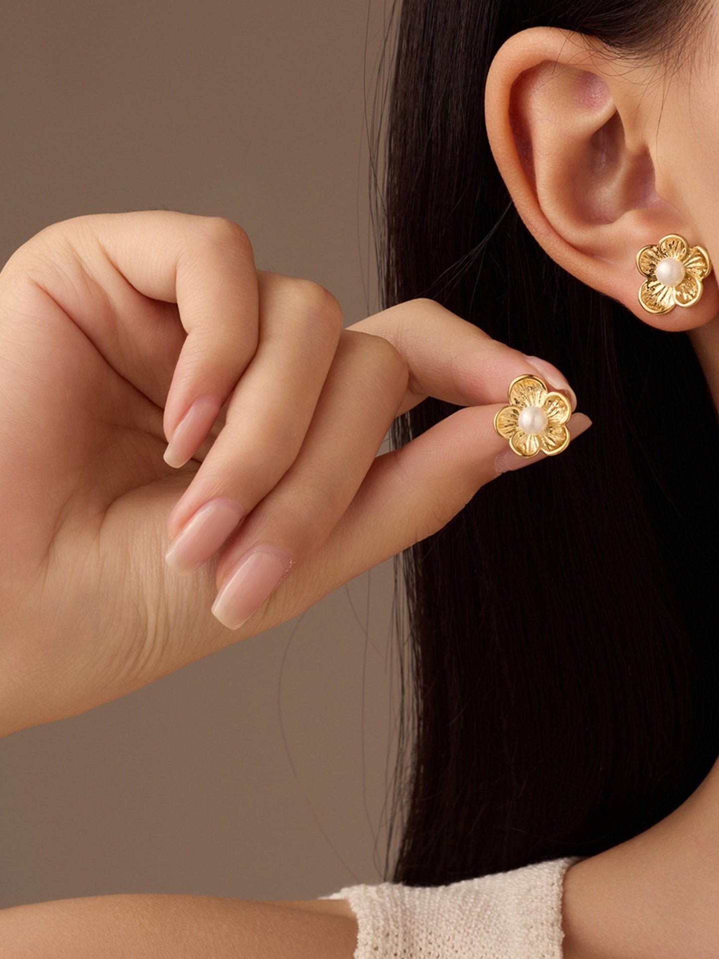 FLORAL PEARL EARRINGS