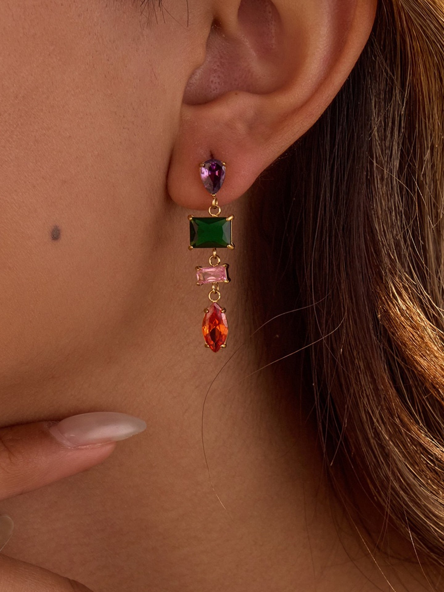 SPARKLING ZIRCON EARRINGS