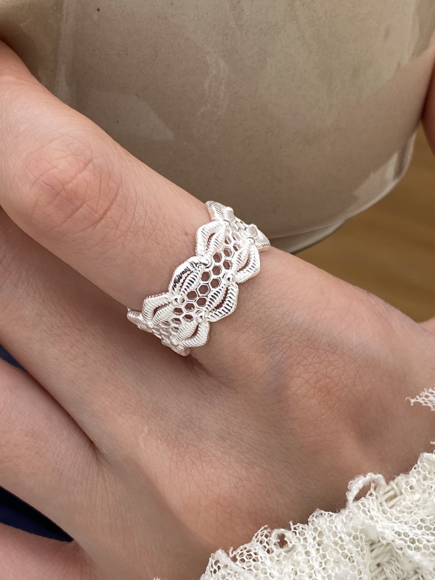 LACE EDGE RING