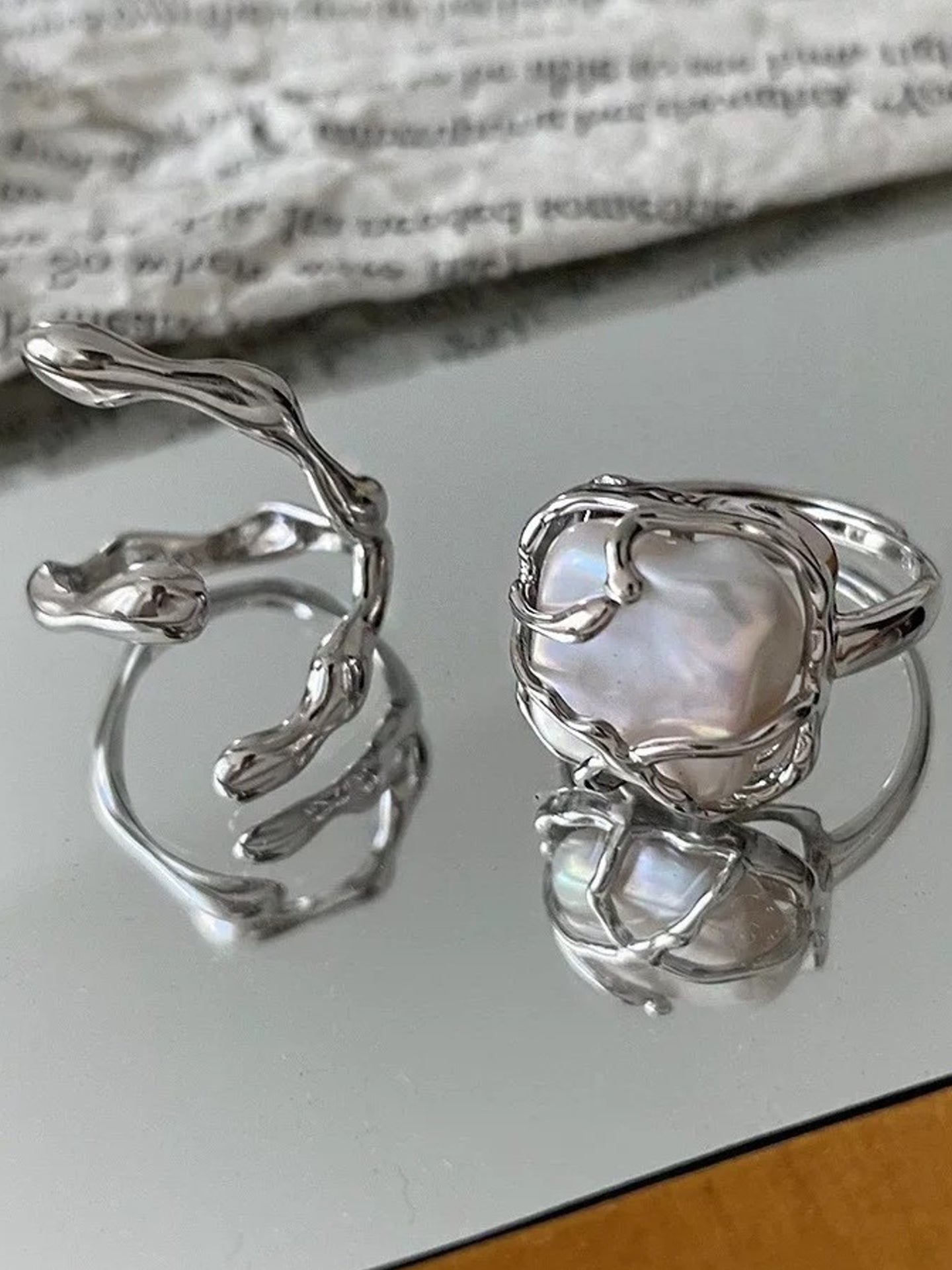 BAROQUE PEARL RING