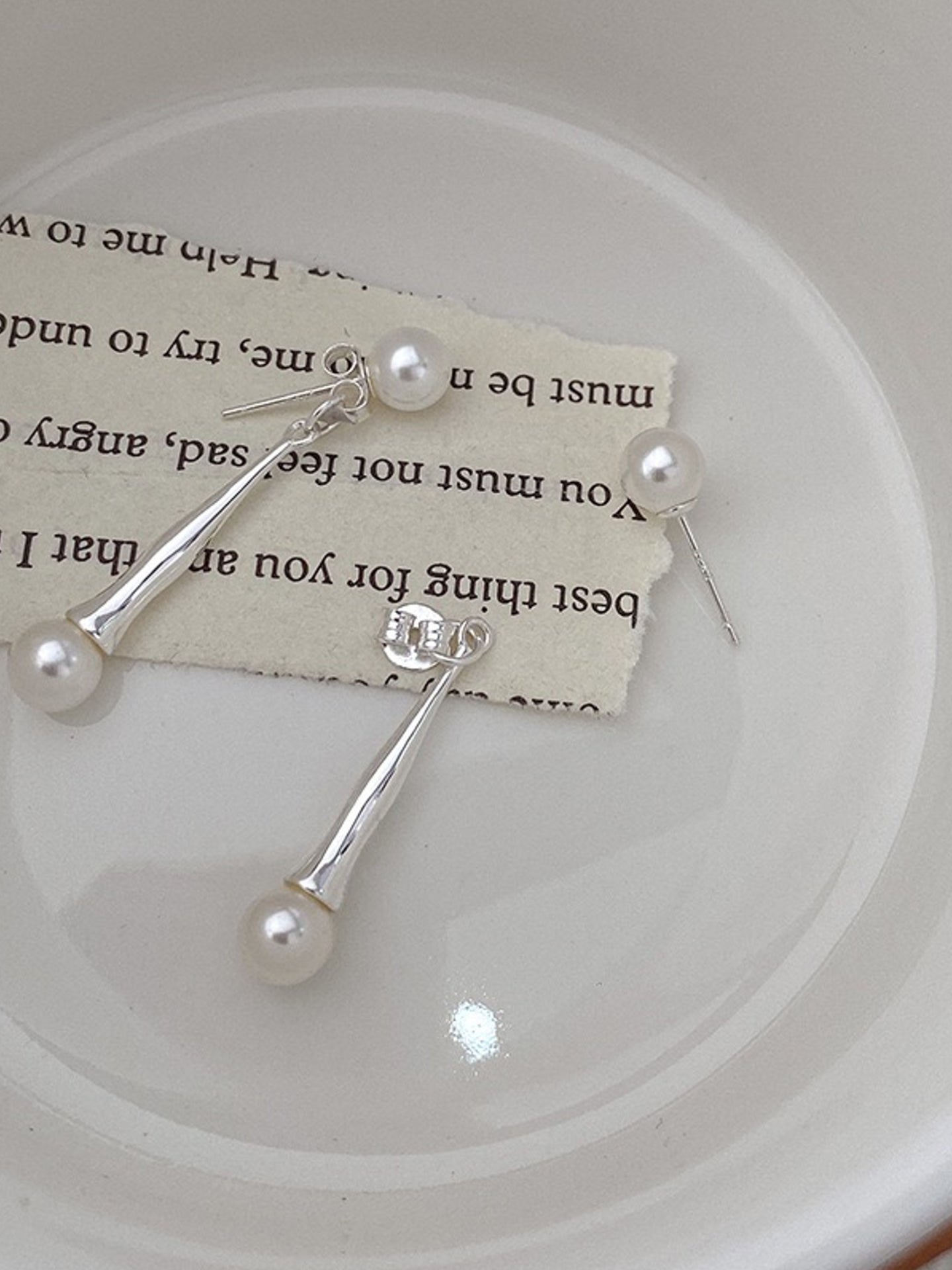 PEARL TEARDROP SWING