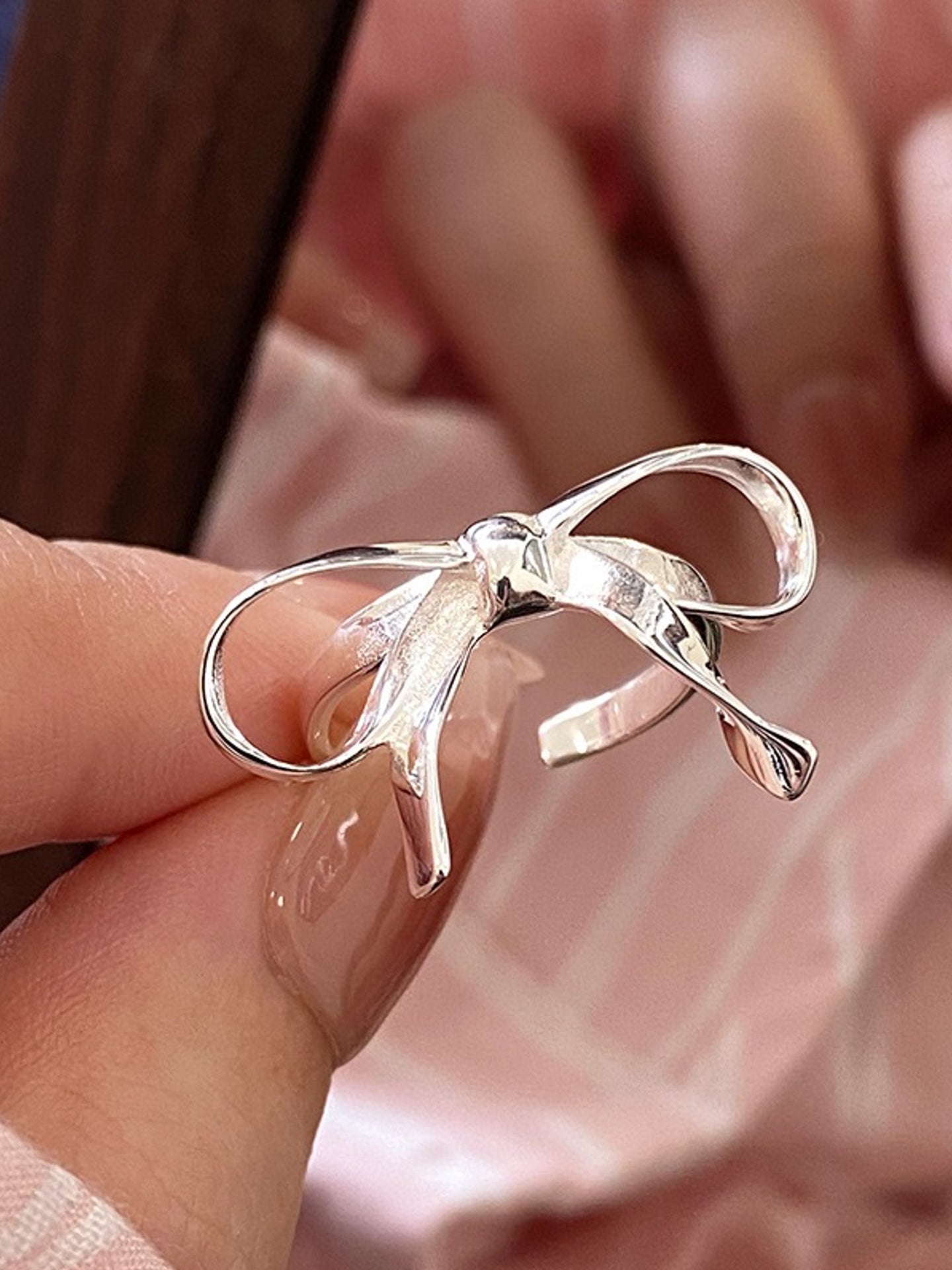 SILK-KNOTTED PROMISE