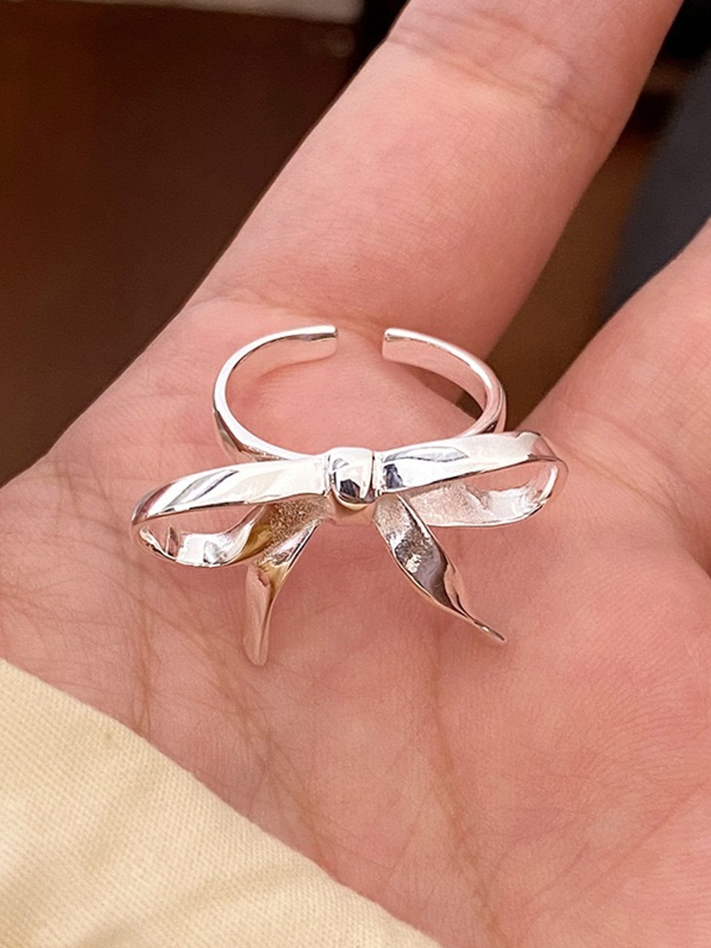 SILK-KNOTTED PROMISE