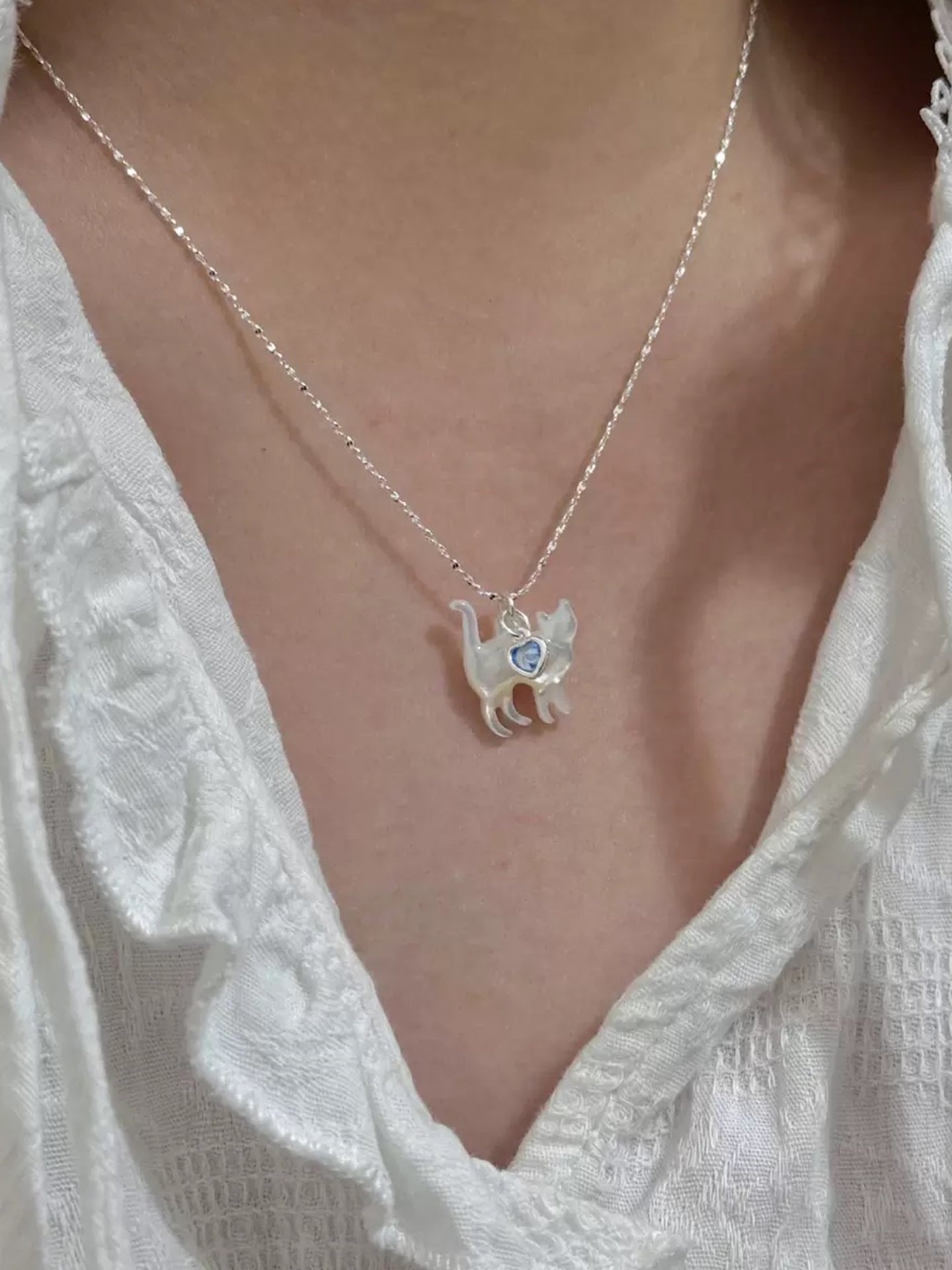 CAT'S PEARL ESSENCE
