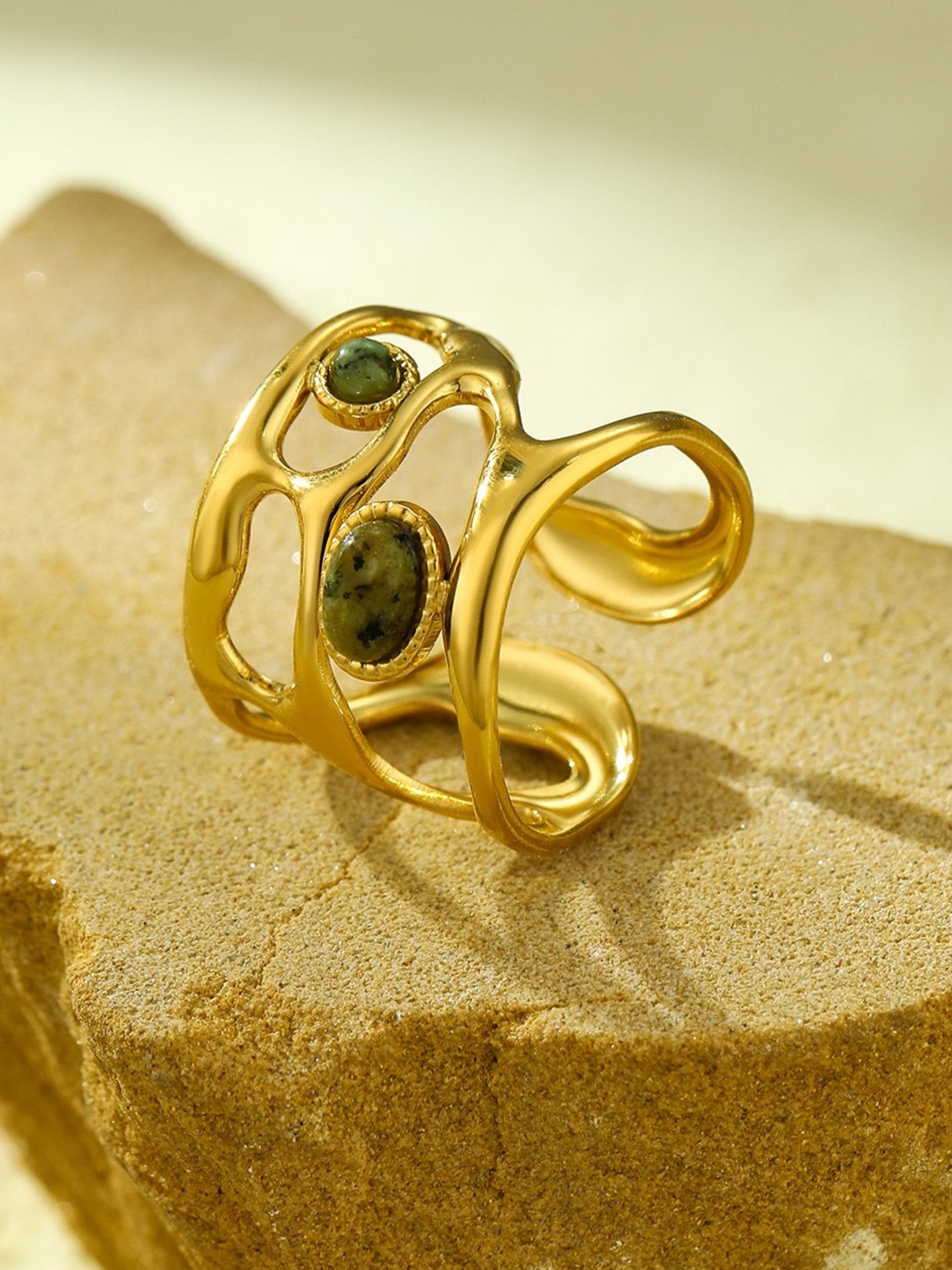 MORANDI HOLLOW-OUT RINGS