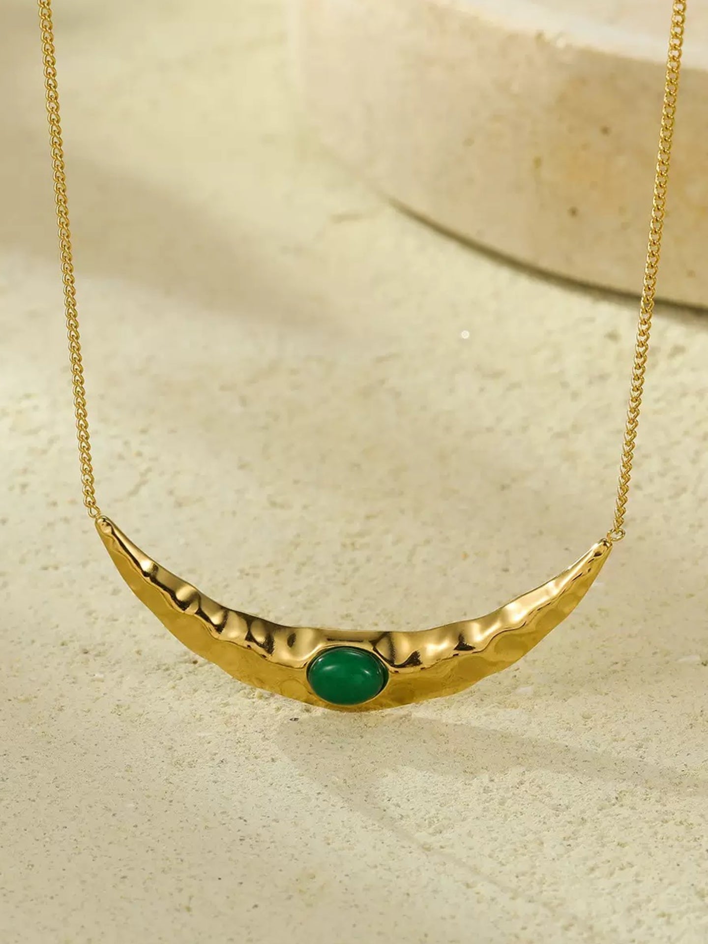 VINTAGE CRESCENT NECKLACE
