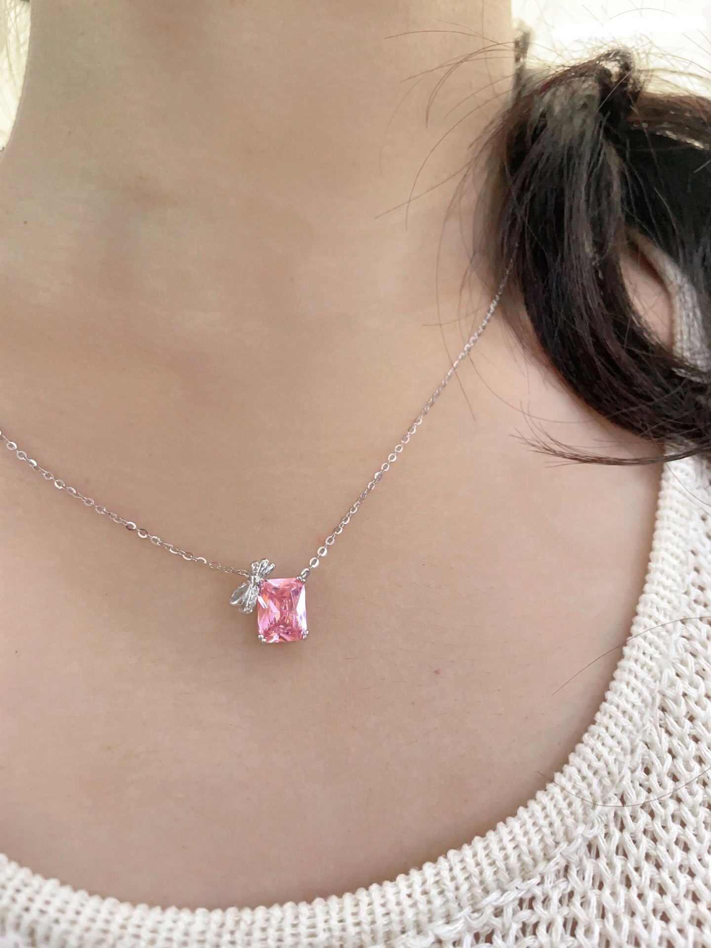 ZIRCON PENDANT NECKLACE