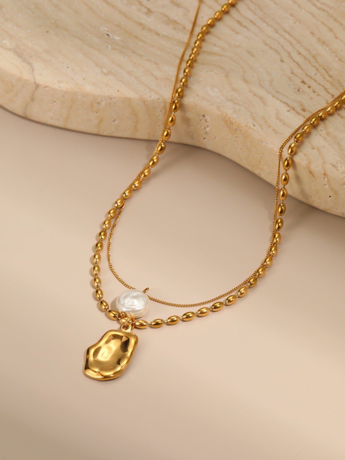 FAUX BAROQUE PEARL NECKLACE