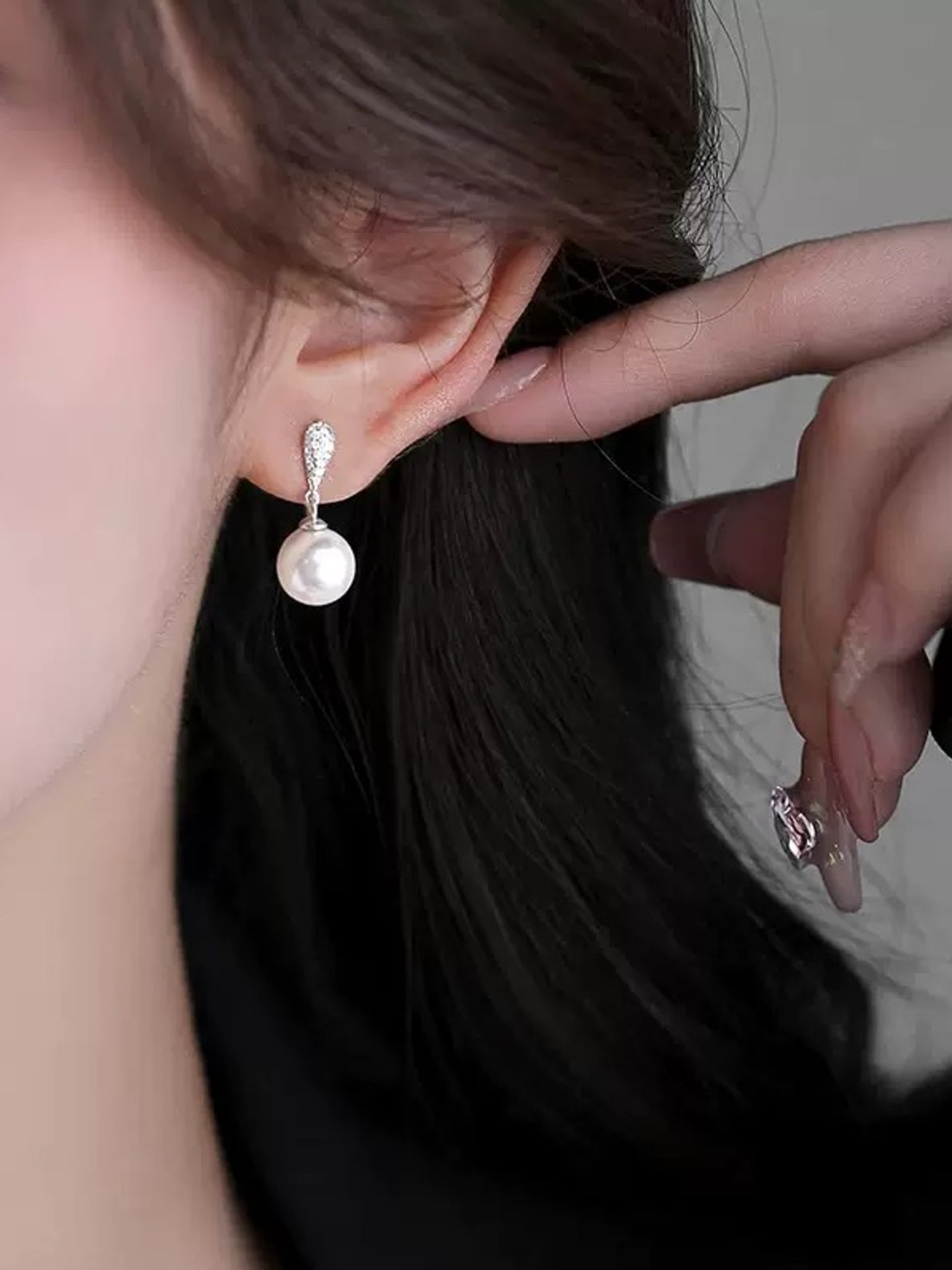 SHELL PEARL EARRINGS