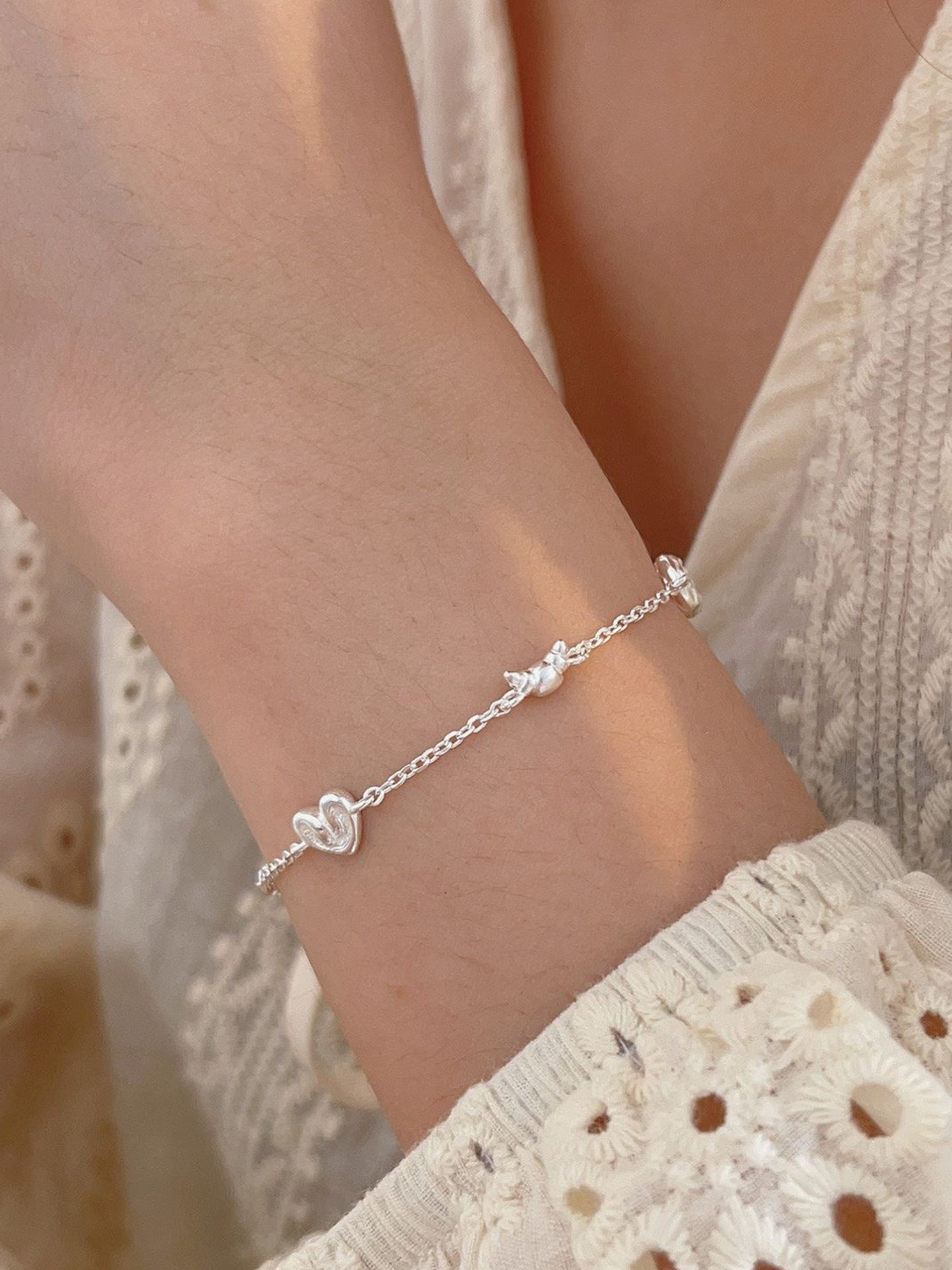 BREAD HEAD BRACELET