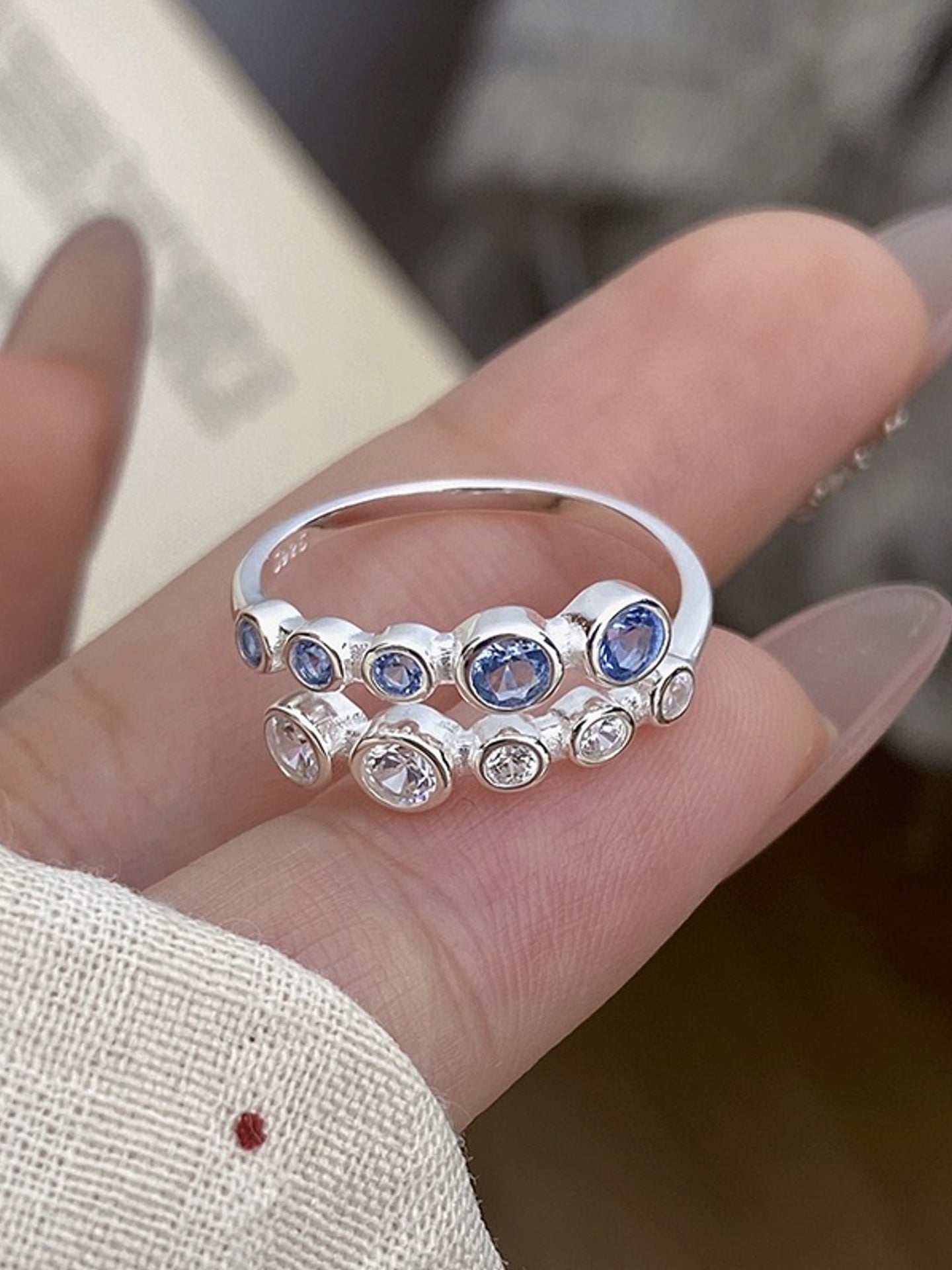 ZIRCON BUBBLE RING