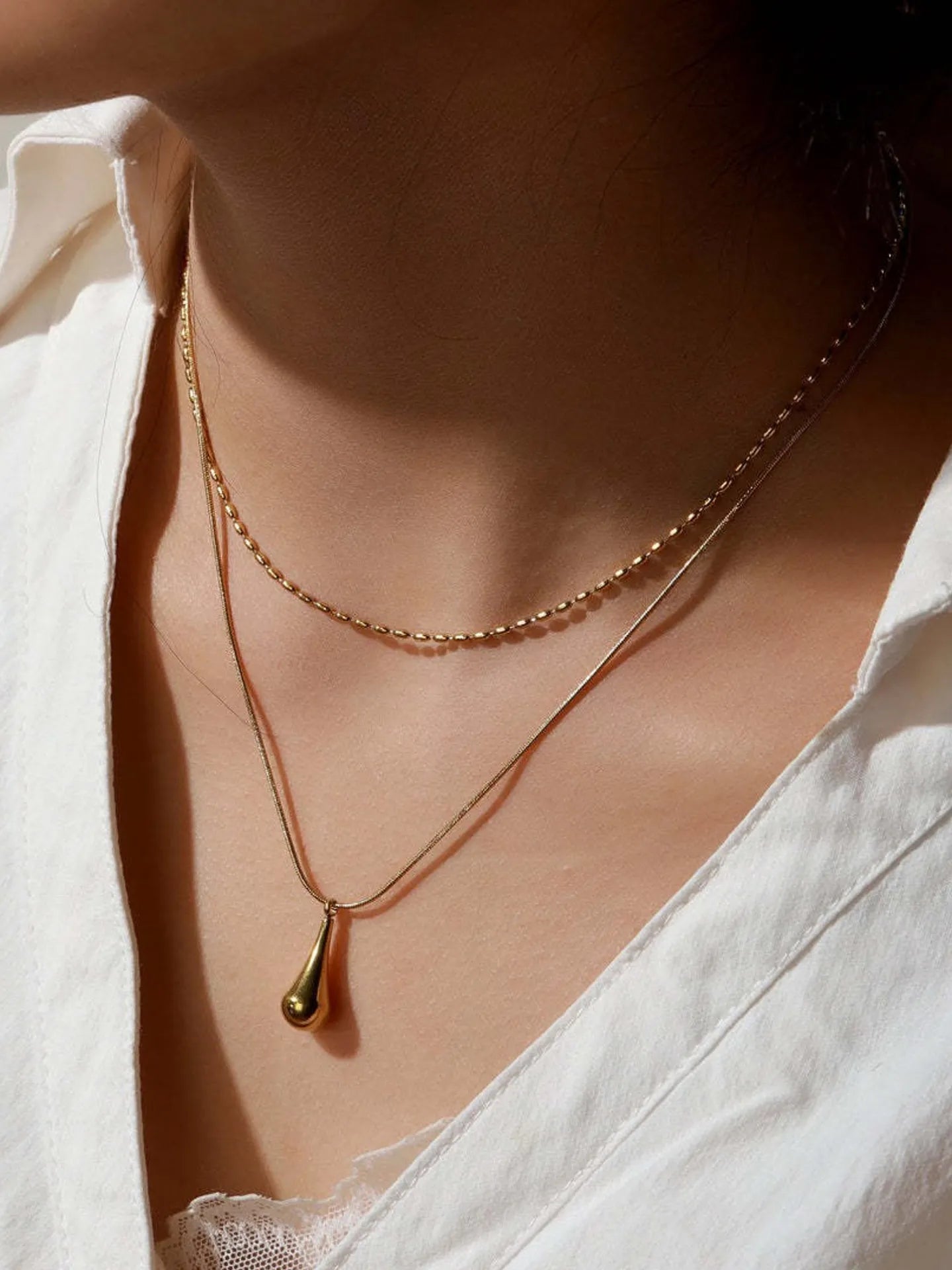 DOUBLE LAYER TEARDROP NECKLACE