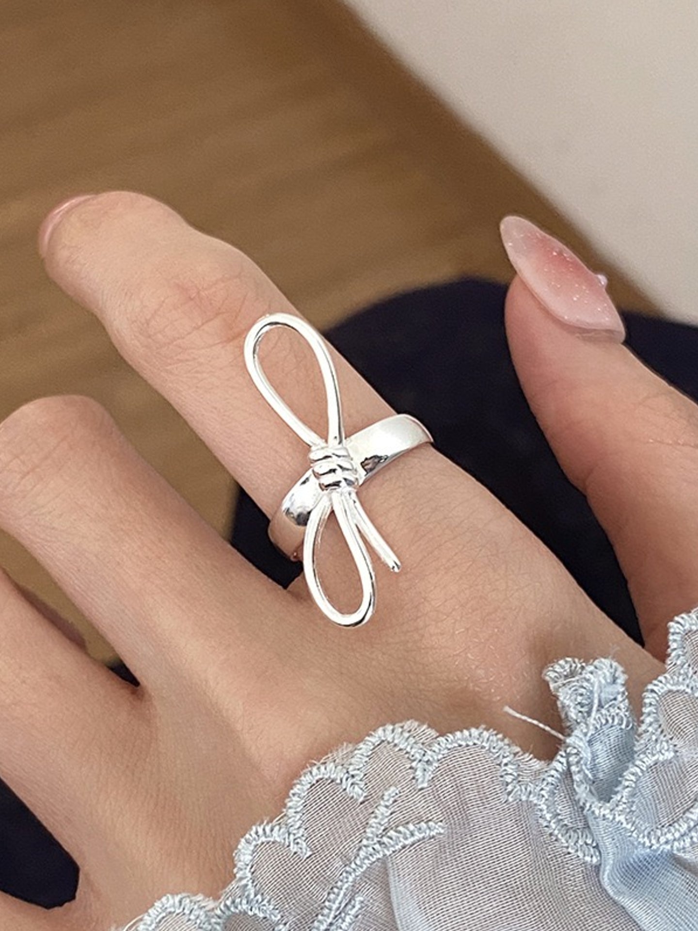DAINTY BOW RING