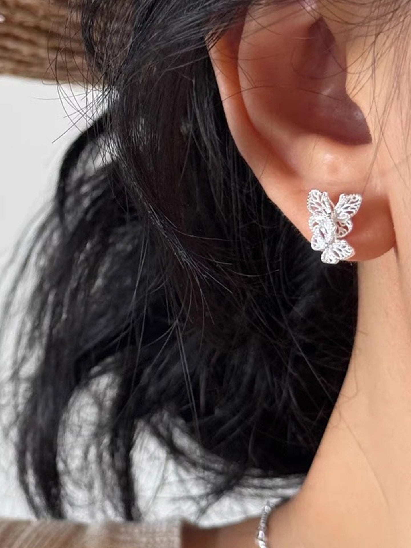 LACEWING WHISPER