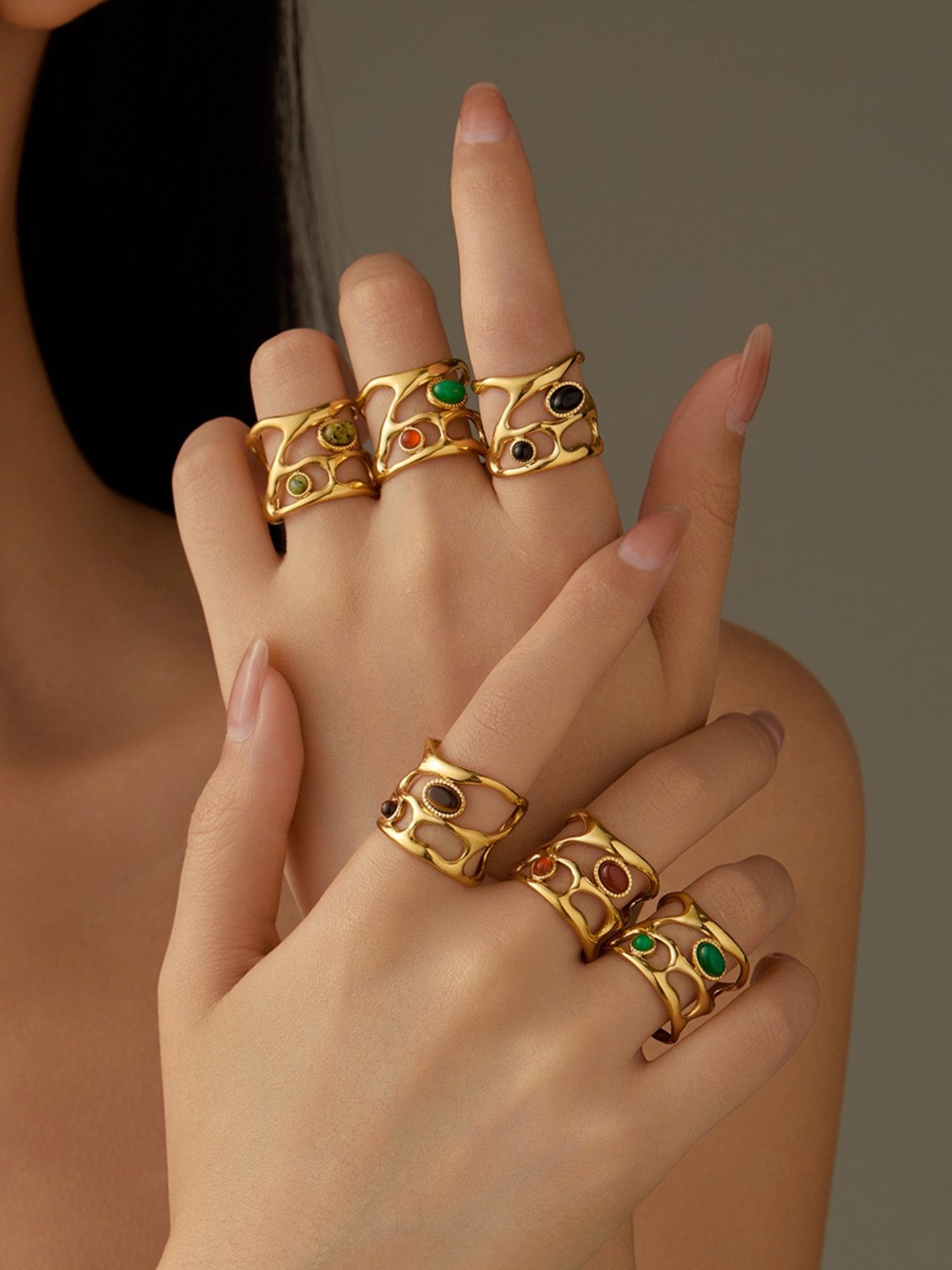 MORANDI HOLLOW-OUT RINGS