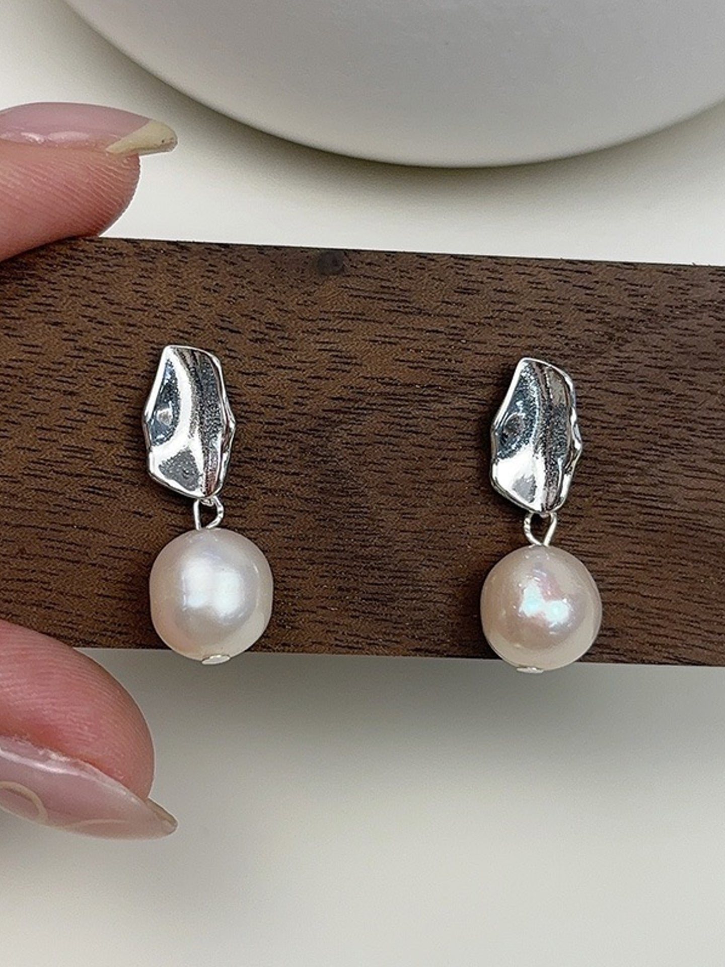 BAROQUE PEARL EARRINGS