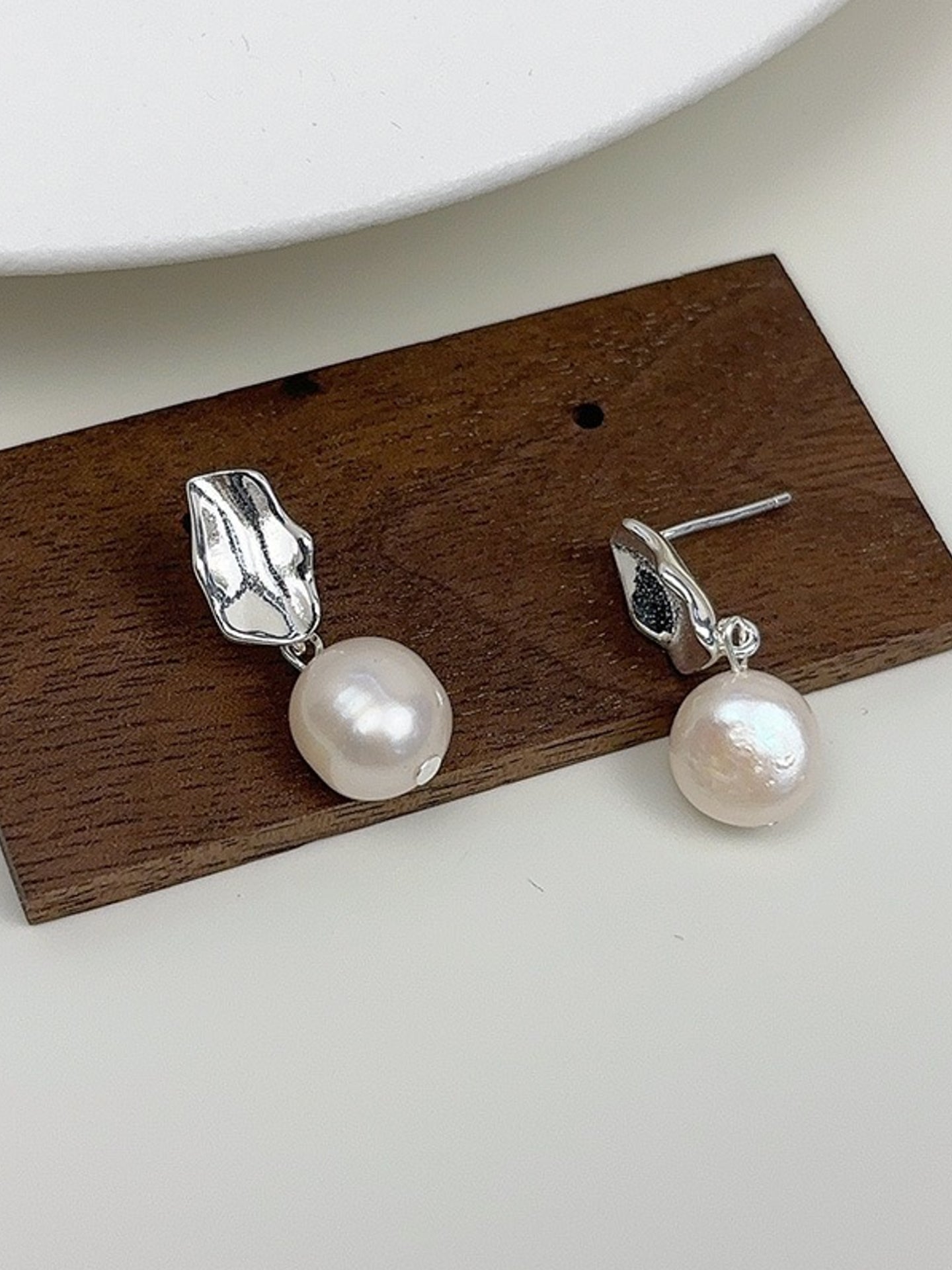 BAROQUE PEARL EARRINGS